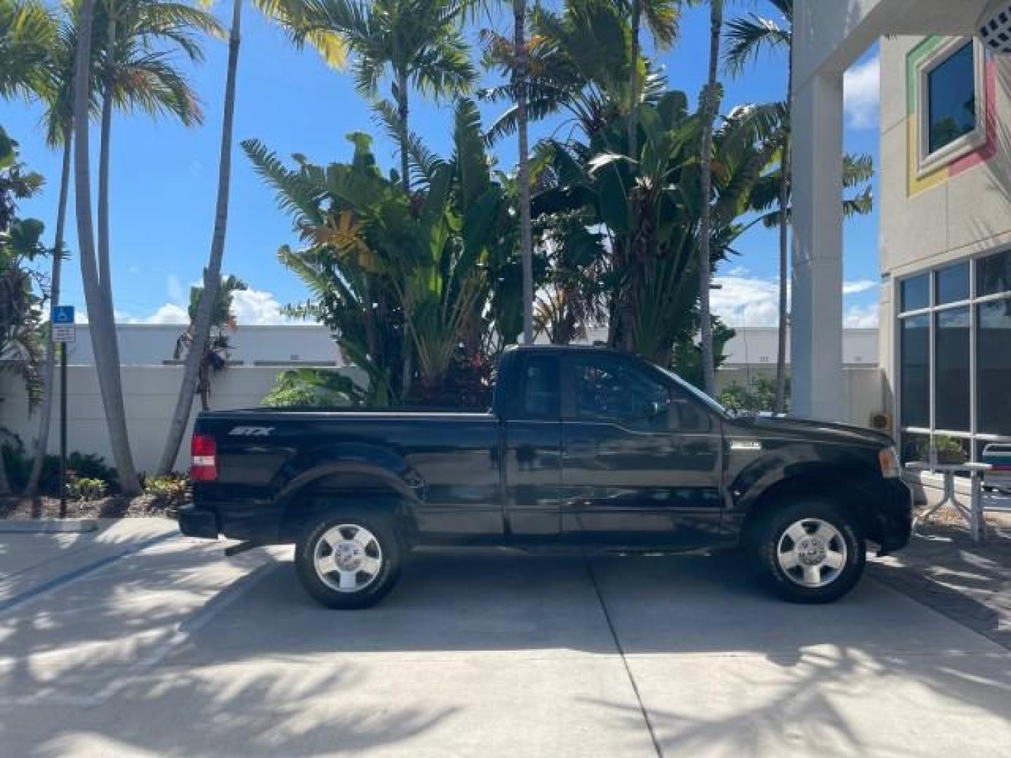 2007 Black /Flint Ford F-150 STX LOW 41,792 1 OWNER (1FTRF12247K) with an 4.2L EFI V6 Engine engine, Automatic transmission, located at 4701 North Dixie Hwy, Pompano Beach, FL, 33064, (954) 422-2889, 26.240938, -80.123474 - OUR WEBPAGE FLORIDACARS1.COM HAS OVER 100 PHOTOS AND FREE CARFAX LINK 2007 FORD F-150 XL LONG BED 8 FT VIN: 1FTRF12247KD38557 1 F T R F 1 2 2 4 7 K D 3 8 5 5 7 PICKUP 4.2L V6 F GASOLINE REAR WHEEL DRIVE Features ABS Brakes Air Conditioning Alloy Wheels AM/FM Stereo Automatic Transmission Auxiliary A - Photo#95