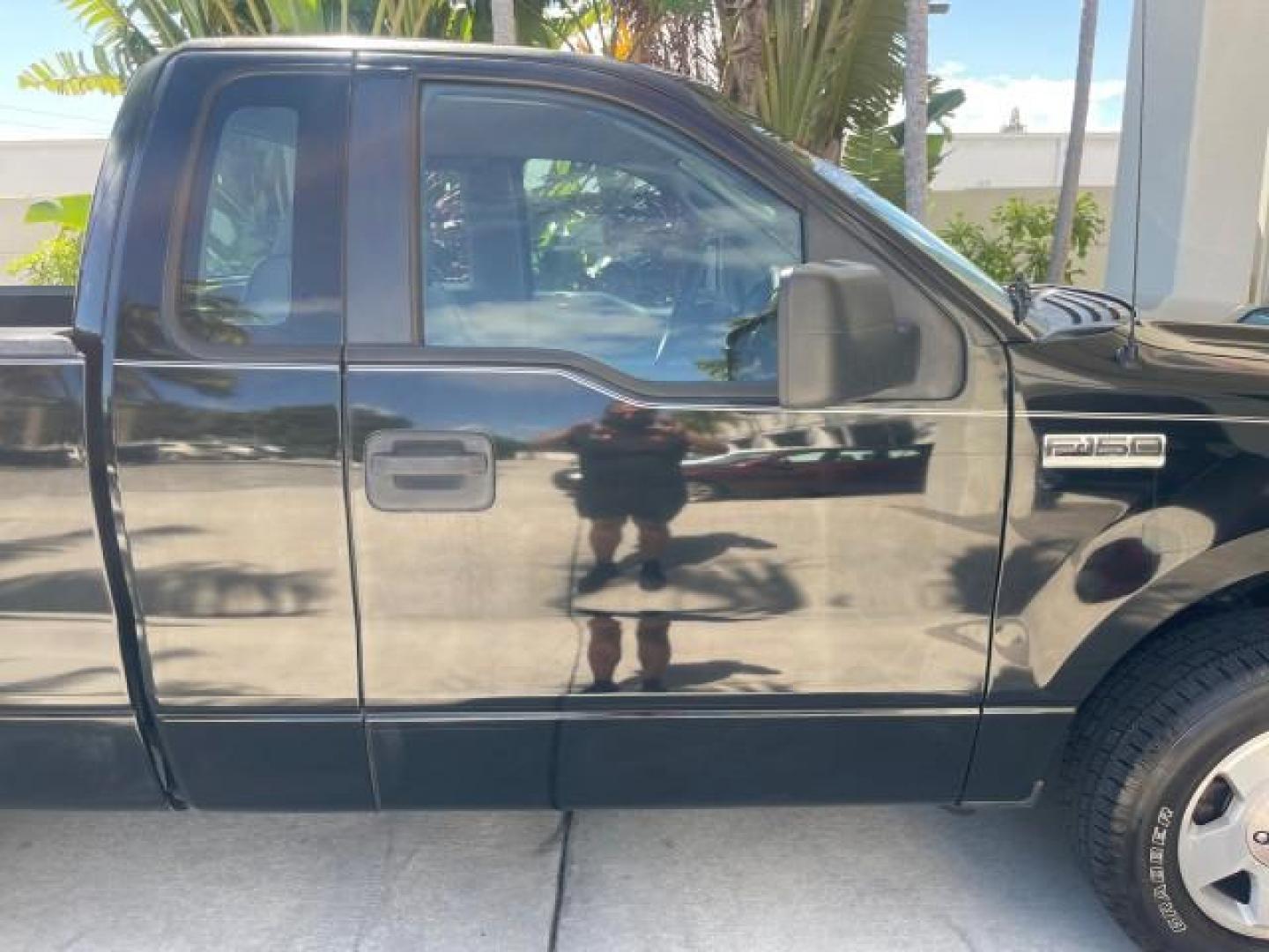2007 Black /Flint Ford F-150 STX LOW 41,792 1 OWNER (1FTRF12247K) with an 4.2L EFI V6 Engine engine, Automatic transmission, located at 4701 North Dixie Hwy, Pompano Beach, FL, 33064, (954) 422-2889, 26.240938, -80.123474 - OUR WEBPAGE FLORIDACARS1.COM HAS OVER 100 PHOTOS AND FREE CARFAX LINK 2007 FORD F-150 XL LONG BED 8 FT VIN: 1FTRF12247KD38557 1 F T R F 1 2 2 4 7 K D 3 8 5 5 7 PICKUP 4.2L V6 F GASOLINE REAR WHEEL DRIVE Features ABS Brakes Air Conditioning Alloy Wheels AM/FM Stereo Automatic Transmission Auxiliary A - Photo#98