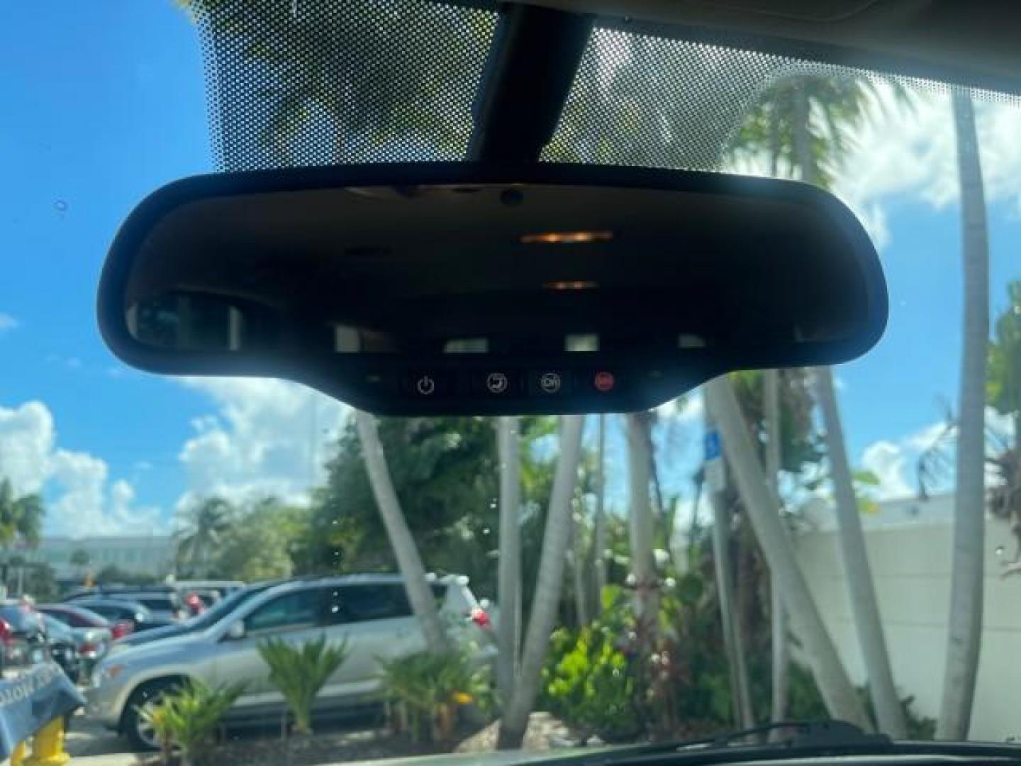 2013 White Diamond Tricoat /Cashmere w/Cocoa Accents Cadillac Escalade LOW MILES 62,315 PEARL WHITE (1GYS3AEF3DR) with an 6.2L Vortec 1000 V8 SFI E85 Engine engine, Automatic transmission, located at 4701 North Dixie Hwy, Pompano Beach, FL, 33064, (954) 422-2889, 26.240938, -80.123474 - OUR WEBPAGE FLORIDACARS1.COM HAS OVER 100 PHOTOS AND FREE CARFAX LINK 2013 CADILLAC ESCALADE WHITE DIAMOND TRICOAT - NEW $$ 63,170 VIN: 1GYS3AEF3DR239301 1 G Y S 3 A E F 3 D R 2 3 9 3 0 1 4 DOOR WAGON/SPORT UTILITY 6.2L V8 F OHV 16V FLEX FUEL REAR WHEEL DRIVE Features A/C Seat(s) ABS Brakes Air Cond - Photo#68