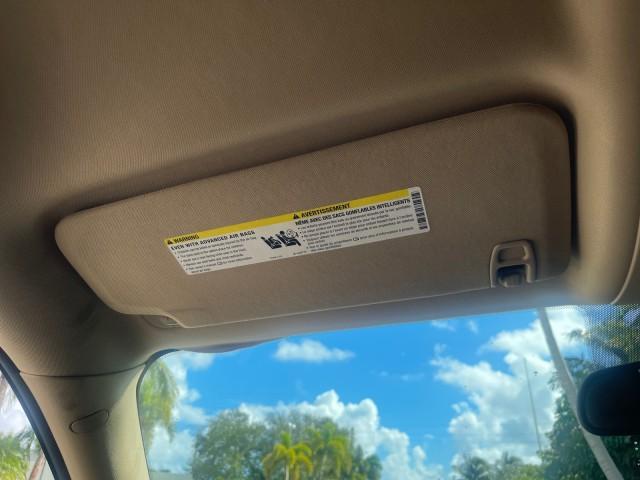 2013 White Diamond Tricoat /Cashmere w/Cocoa Accents Cadillac Escalade LOW MILES 62,322 PEARL WHITE (1GYS3AEF3DR) with an 6.2L Vortec 1000 V8 SFI E85 Engine engine, Automatic transmission, located at 4701 North Dixie Hwy, Pompano Beach, FL, 33064, (954) 422-2889, 26.240938, -80.123474 - OUR WEBPAGE FLORIDACARS1.COM HAS OVER 100 PHOTOS AND FREE CARFAX LINK 2013 CADILLAC ESCALADE WHITE DIAMOND TRICOAT - NEW $$ 63,170 VIN: 1GYS3AEF3DR239301 1 G Y S 3 A E F 3 D R 2 3 9 3 0 1 4 DOOR WAGON/SPORT UTILITY 6.2L V8 F OHV 16V FLEX FUEL REAR WHEEL DRIVE Features A/C Seat(s) ABS Brakes Air Cond - Photo#69