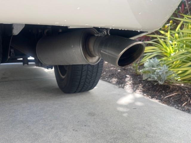 2013 White Diamond Tricoat /Cashmere w/Cocoa Accents Cadillac Escalade LOW MILES 62,322 PEARL WHITE (1GYS3AEF3DR) with an 6.2L Vortec 1000 V8 SFI E85 Engine engine, Automatic transmission, located at 4701 North Dixie Hwy, Pompano Beach, FL, 33064, (954) 422-2889, 26.240938, -80.123474 - OUR WEBPAGE FLORIDACARS1.COM HAS OVER 100 PHOTOS AND FREE CARFAX LINK 2013 CADILLAC ESCALADE WHITE DIAMOND TRICOAT - NEW $$ 63,170 VIN: 1GYS3AEF3DR239301 1 G Y S 3 A E F 3 D R 2 3 9 3 0 1 4 DOOR WAGON/SPORT UTILITY 6.2L V8 F OHV 16V FLEX FUEL REAR WHEEL DRIVE Features A/C Seat(s) ABS Brakes Air Cond - Photo#98