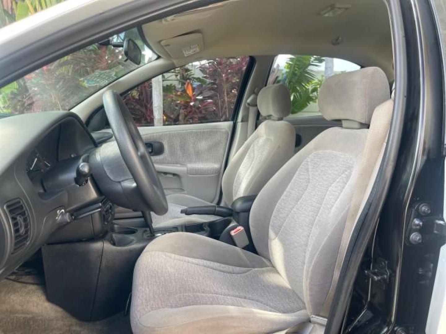 2002 Light Silver /Grey Saturn SL2 LOW MILES 51,437 1 OWNER FLORIDA (1G8ZK54782Z) with an 1.9L DOHC SPFI 16-Valve L4 Aluminum Engine engine, Automatic transmission, located at 4701 North Dixie Hwy, Pompano Beach, FL, 33064, (954) 422-2889, 26.240938, -80.123474 - OUR WEBPAGE FLORIDACARS1.COM HAS OVER 100 PHOTOS AND FREE CARFAX LINK 2002 SATURN S-SERIES SL2 VIN: 1G8ZK54782Z312050 1 G 8 Z K 5 4 7 8 2 Z 3 1 2 0 5 0 SEDAN 4 DR 1.9L I4 F DOHC 16V GASOLINE FRONT WHEEL DRIVE Features Air Conditioning AM/FM Stereo Automatic Transmission Cloth Seats Rear Defroster Pr - Photo#43