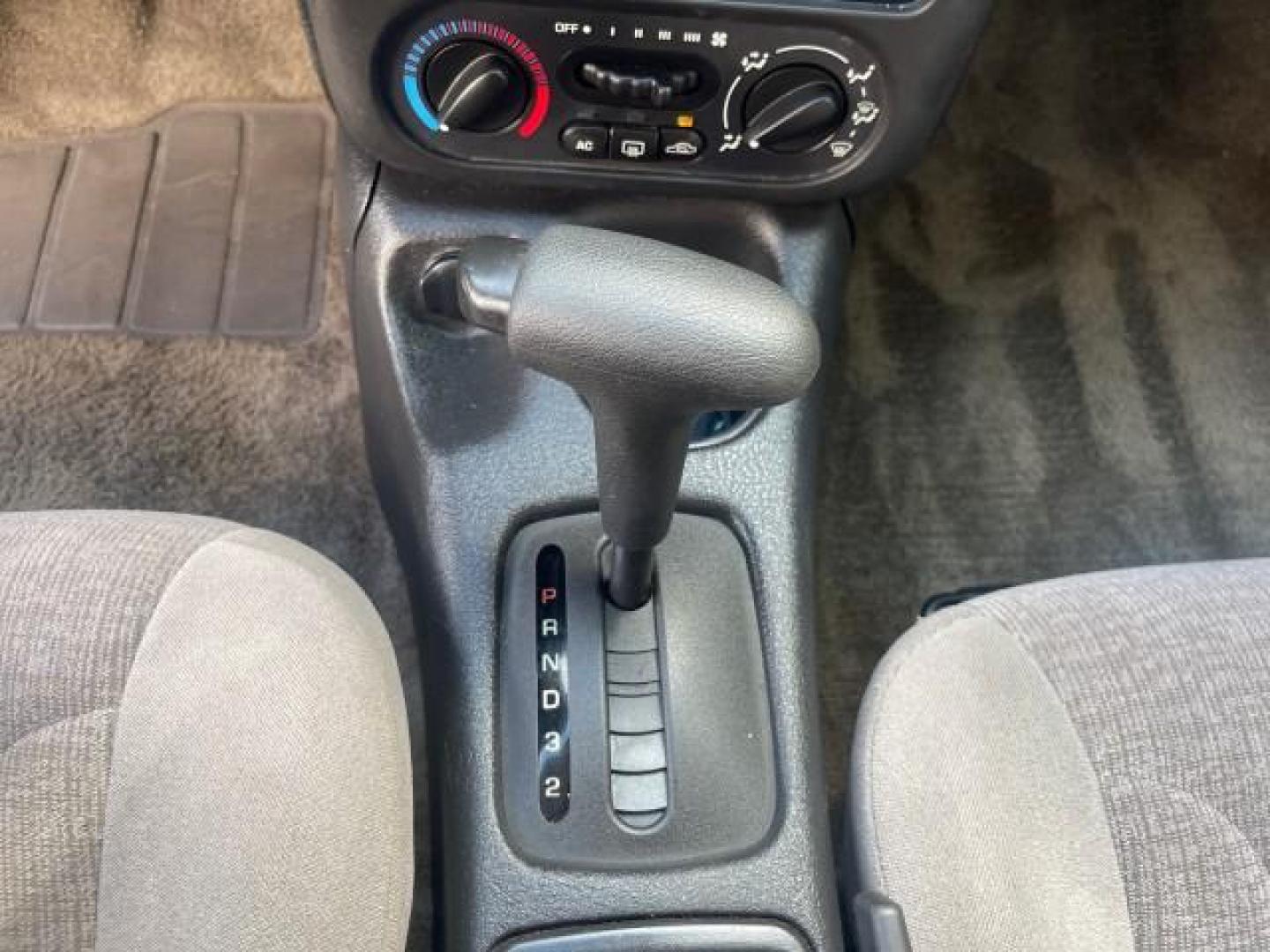 2002 Light Silver /Grey Saturn SL2 LOW MILES 51,437 1 OWNER FLORIDA (1G8ZK54782Z) with an 1.9L DOHC SPFI 16-Valve L4 Aluminum Engine engine, Automatic transmission, located at 4701 North Dixie Hwy, Pompano Beach, FL, 33064, (954) 422-2889, 26.240938, -80.123474 - OUR WEBPAGE FLORIDACARS1.COM HAS OVER 100 PHOTOS AND FREE CARFAX LINK 2002 SATURN S-SERIES SL2 VIN: 1G8ZK54782Z312050 1 G 8 Z K 5 4 7 8 2 Z 3 1 2 0 5 0 SEDAN 4 DR 1.9L I4 F DOHC 16V GASOLINE FRONT WHEEL DRIVE Features Air Conditioning AM/FM Stereo Automatic Transmission Cloth Seats Rear Defroster Pr - Photo#58