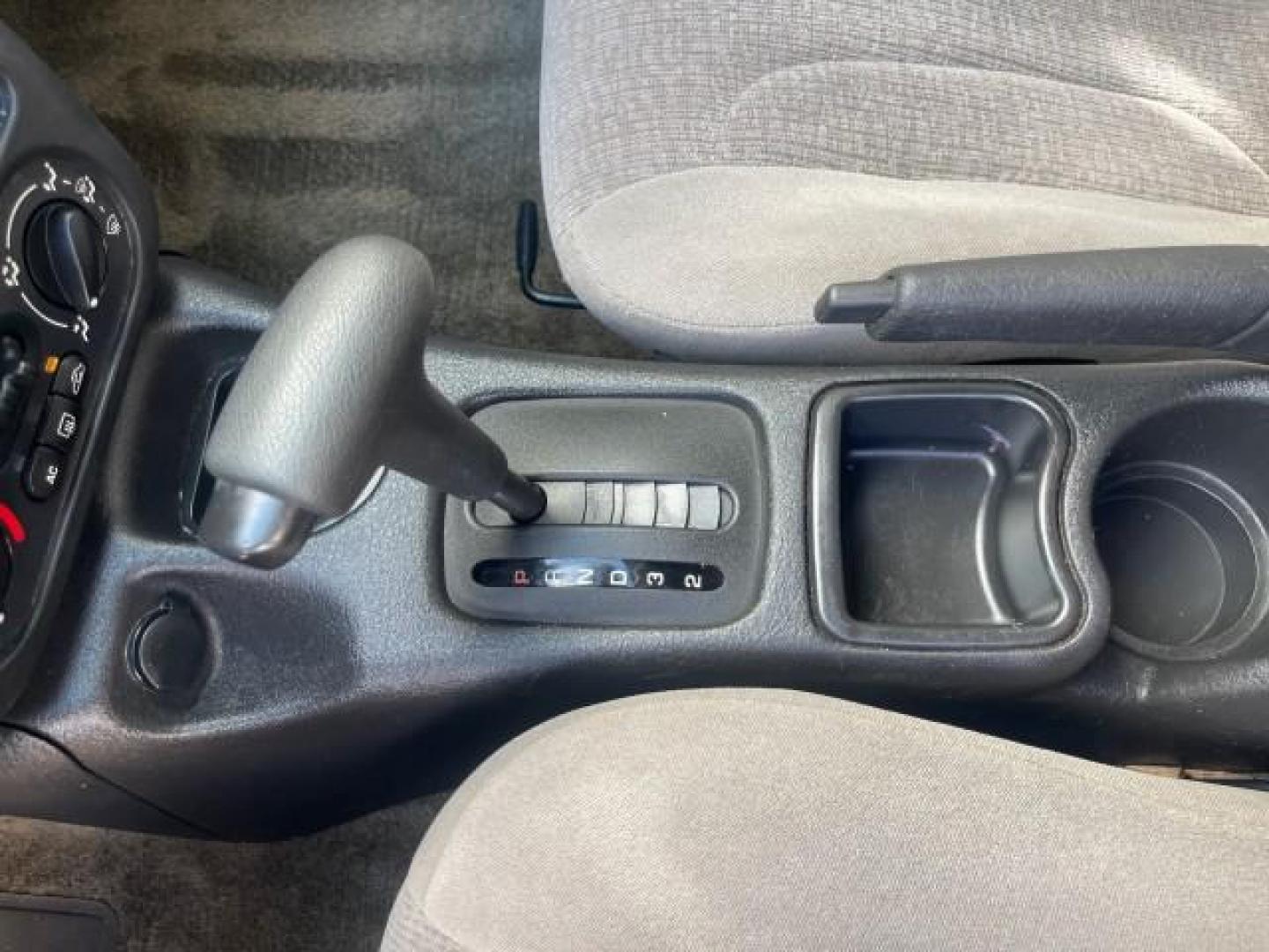 2002 Light Silver /Grey Saturn SL2 LOW MILES 51,437 1 OWNER FLORIDA (1G8ZK54782Z) with an 1.9L DOHC SPFI 16-Valve L4 Aluminum Engine engine, Automatic transmission, located at 4701 North Dixie Hwy, Pompano Beach, FL, 33064, (954) 422-2889, 26.240938, -80.123474 - OUR WEBPAGE FLORIDACARS1.COM HAS OVER 100 PHOTOS AND FREE CARFAX LINK 2002 SATURN S-SERIES SL2 VIN: 1G8ZK54782Z312050 1 G 8 Z K 5 4 7 8 2 Z 3 1 2 0 5 0 SEDAN 4 DR 1.9L I4 F DOHC 16V GASOLINE FRONT WHEEL DRIVE Features Air Conditioning AM/FM Stereo Automatic Transmission Cloth Seats Rear Defroster Pr - Photo#59