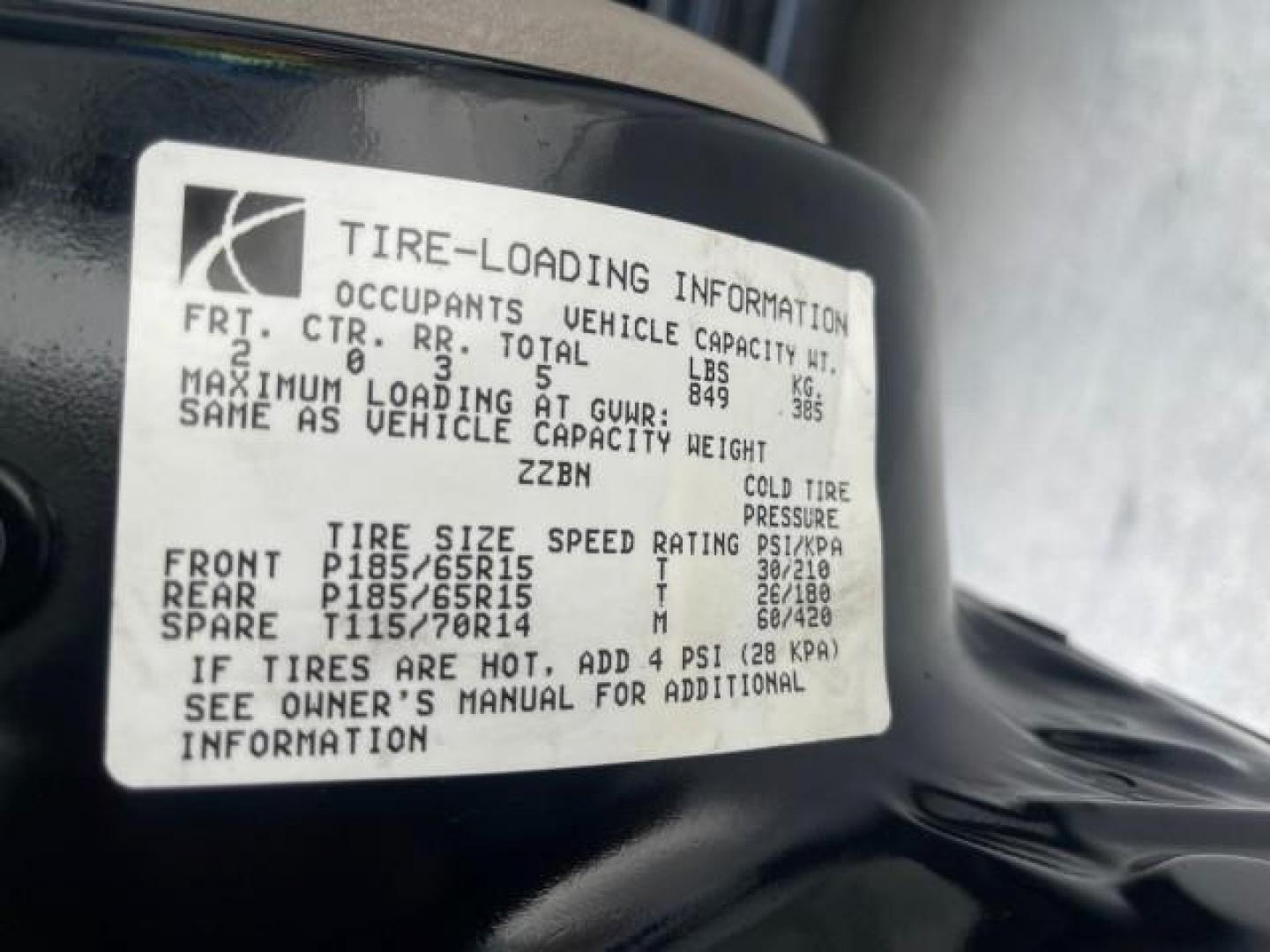 2002 Light Silver /Grey Saturn SL2 LOW MILES 51,437 1 OWNER FLORIDA (1G8ZK54782Z) with an 1.9L DOHC SPFI 16-Valve L4 Aluminum Engine engine, Automatic transmission, located at 4701 North Dixie Hwy, Pompano Beach, FL, 33064, (954) 422-2889, 26.240938, -80.123474 - OUR WEBPAGE FLORIDACARS1.COM HAS OVER 100 PHOTOS AND FREE CARFAX LINK 2002 SATURN S-SERIES SL2 VIN: 1G8ZK54782Z312050 1 G 8 Z K 5 4 7 8 2 Z 3 1 2 0 5 0 SEDAN 4 DR 1.9L I4 F DOHC 16V GASOLINE FRONT WHEEL DRIVE Features Air Conditioning AM/FM Stereo Automatic Transmission Cloth Seats Rear Defroster Pr - Photo#65