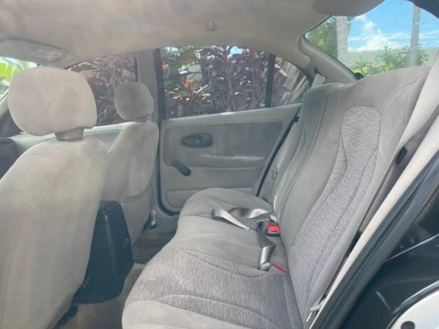 2002 Light Silver /Grey Saturn SL2 LOW MILES 51,437 1 OWNER FLORIDA (1G8ZK54782Z) with an 1.9L DOHC SPFI 16-Valve L4 Aluminum Engine engine, Automatic transmission, located at 4701 North Dixie Hwy, Pompano Beach, FL, 33064, (954) 422-2889, 26.240938, -80.123474 - OUR WEBPAGE FLORIDACARS1.COM HAS OVER 100 PHOTOS AND FREE CARFAX LINK 2002 SATURN S-SERIES SL2 VIN: 1G8ZK54782Z312050 1 G 8 Z K 5 4 7 8 2 Z 3 1 2 0 5 0 SEDAN 4 DR 1.9L I4 F DOHC 16V GASOLINE FRONT WHEEL DRIVE Features Air Conditioning AM/FM Stereo Automatic Transmission Cloth Seats Rear Defroster Pr - Photo#71