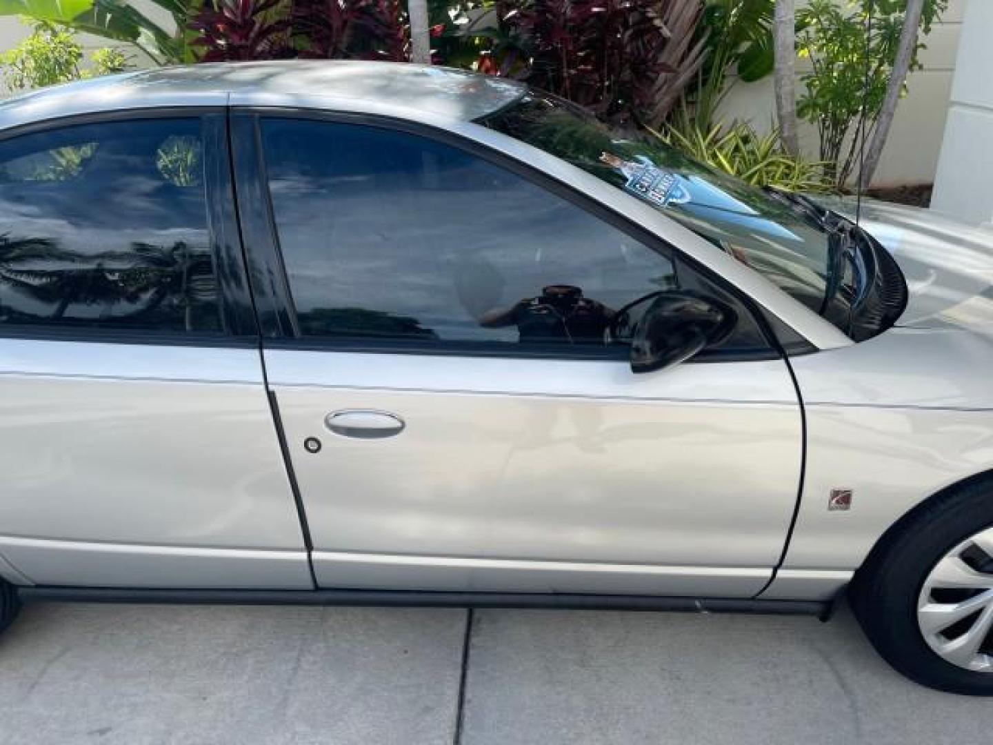 2002 Light Silver /Grey Saturn SL2 LOW MILES 51,437 1 OWNER FLORIDA (1G8ZK54782Z) with an 1.9L DOHC SPFI 16-Valve L4 Aluminum Engine engine, Automatic transmission, located at 4701 North Dixie Hwy, Pompano Beach, FL, 33064, (954) 422-2889, 26.240938, -80.123474 - OUR WEBPAGE FLORIDACARS1.COM HAS OVER 100 PHOTOS AND FREE CARFAX LINK 2002 SATURN S-SERIES SL2 VIN: 1G8ZK54782Z312050 1 G 8 Z K 5 4 7 8 2 Z 3 1 2 0 5 0 SEDAN 4 DR 1.9L I4 F DOHC 16V GASOLINE FRONT WHEEL DRIVE Features Air Conditioning AM/FM Stereo Automatic Transmission Cloth Seats Rear Defroster Pr - Photo#98