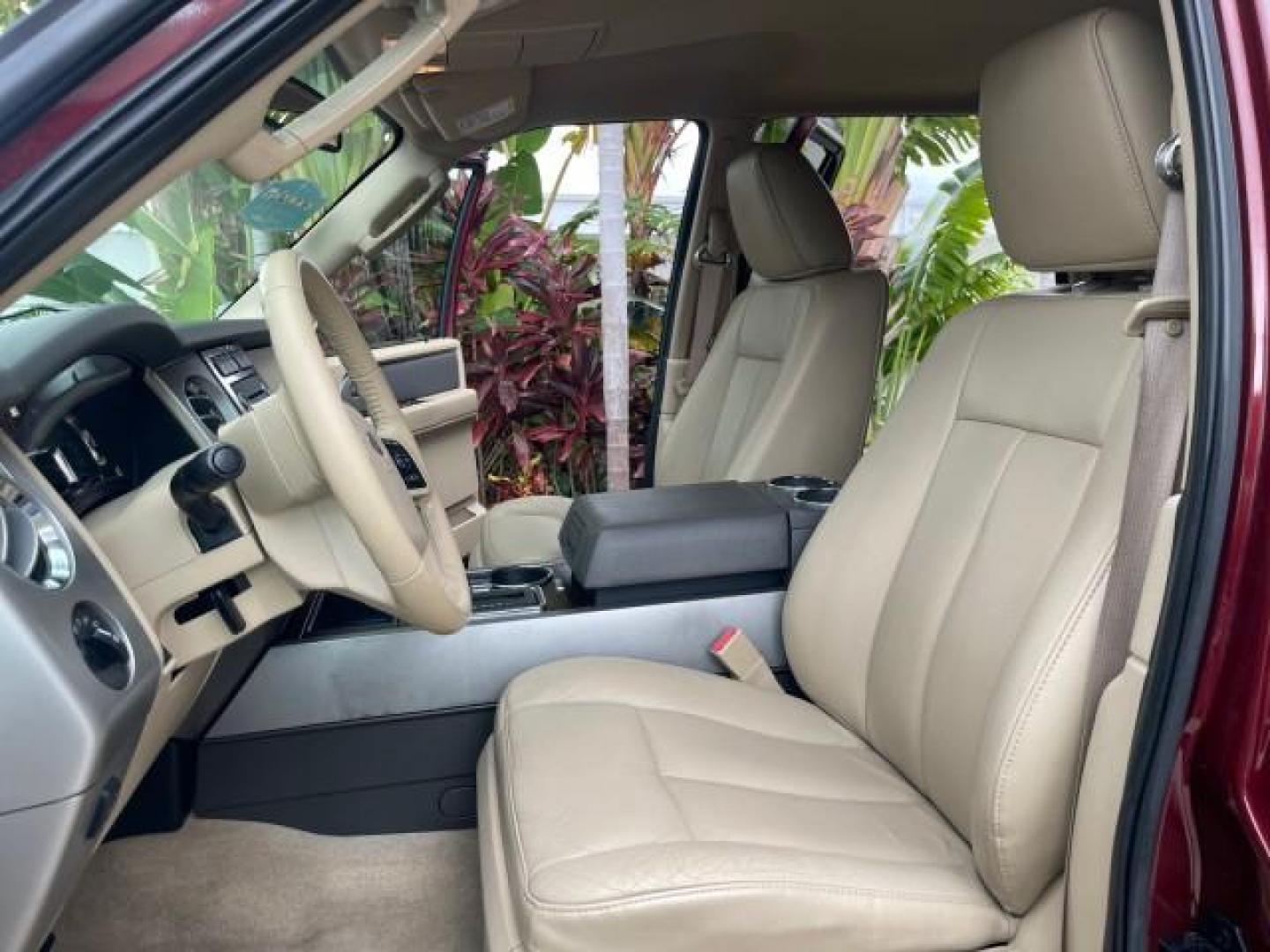 2012 Autumn Red Metallic /Camel Ford Expedition XLT LOW MILES 73,308 4WD (1FMJU1J54CE) with an 5.4L SOHC 24-Valve V8 FFV Engine engine, Automatic transmission, located at 4701 North Dixie Hwy, Pompano Beach, FL, 33064, (954) 422-2889, 26.240938, -80.123474 - OUR WEBPAGE FLORIDACARS1.COM HAS OVER 100 PHOTOS AND FREE CARFAX LINK 2012 FORD EXPEDITION XLT VIN: 1FMJU1J54CEF49311 1 F M J U 1 J 5 4 C E F 4 9 3 1 1 4 DOOR WAGON/SPORT UTILITY 5.4L V8 F SOHC 24V FLEX FUEL REAR WHEEL DRIVE W/ 4X4 Features 4WD/AWD ABS Brakes Air Conditioning Alloy Wheels AM/FM Ster - Photo#10