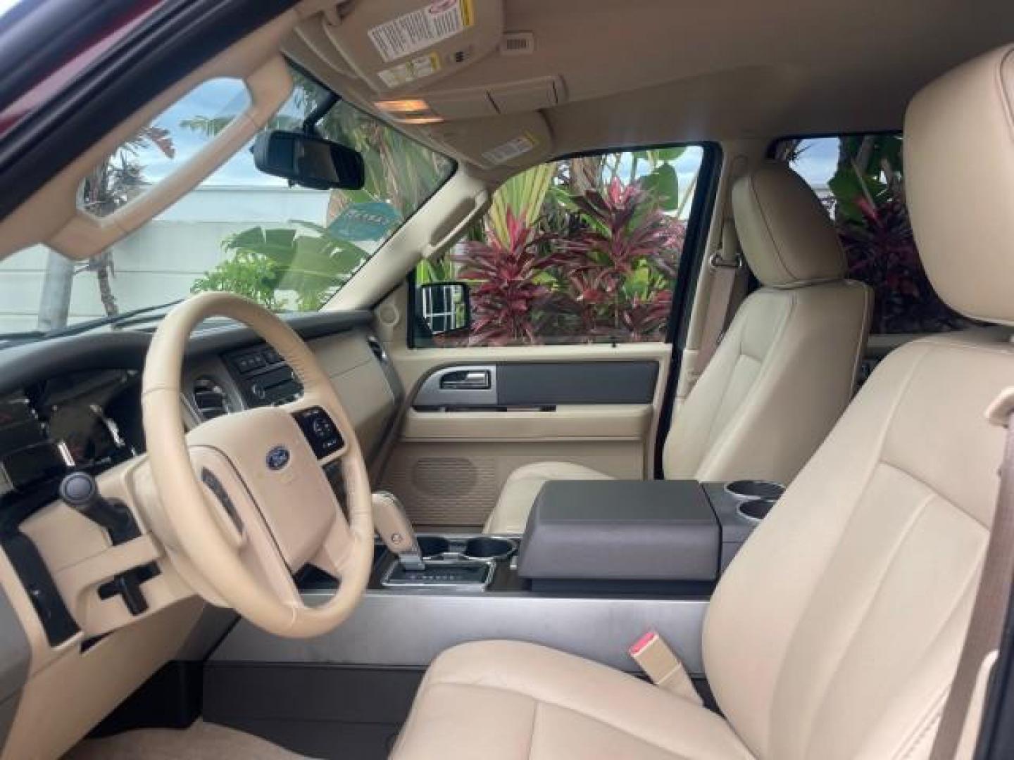 2012 Autumn Red Metallic /Camel Ford Expedition XLT LOW MILES 73,308 4WD (1FMJU1J54CE) with an 5.4L SOHC 24-Valve V8 FFV Engine engine, Automatic transmission, located at 4701 North Dixie Hwy, Pompano Beach, FL, 33064, (954) 422-2889, 26.240938, -80.123474 - OUR WEBPAGE FLORIDACARS1.COM HAS OVER 100 PHOTOS AND FREE CARFAX LINK 2012 FORD EXPEDITION XLT VIN: 1FMJU1J54CEF49311 1 F M J U 1 J 5 4 C E F 4 9 3 1 1 4 DOOR WAGON/SPORT UTILITY 5.4L V8 F SOHC 24V FLEX FUEL REAR WHEEL DRIVE W/ 4X4 Features 4WD/AWD ABS Brakes Air Conditioning Alloy Wheels AM/FM Ster - Photo#47