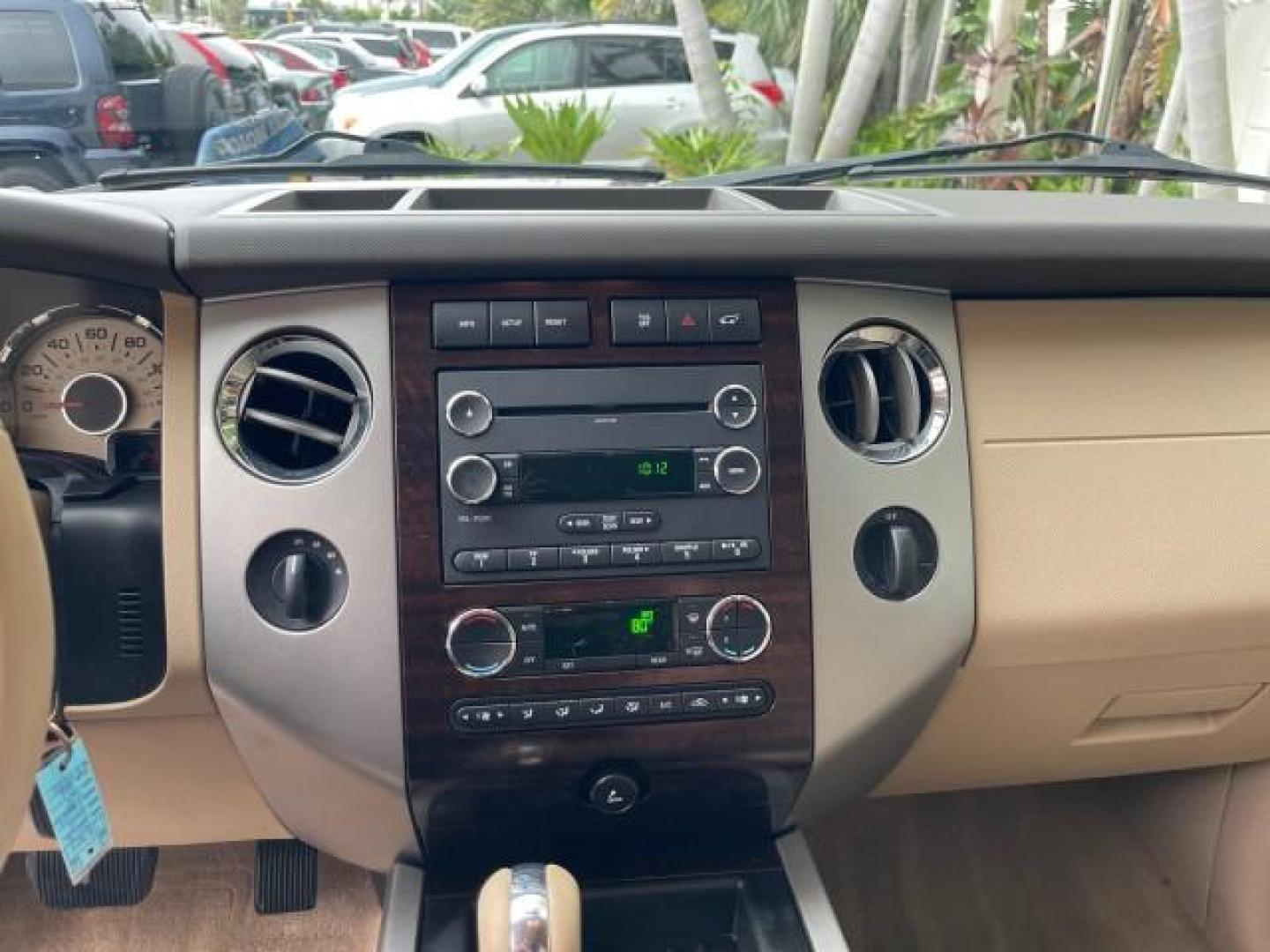 2012 Autumn Red Metallic /Camel Ford Expedition XLT LOW MILES 73,308 4WD (1FMJU1J54CE) with an 5.4L SOHC 24-Valve V8 FFV Engine engine, Automatic transmission, located at 4701 North Dixie Hwy, Pompano Beach, FL, 33064, (954) 422-2889, 26.240938, -80.123474 - OUR WEBPAGE FLORIDACARS1.COM HAS OVER 100 PHOTOS AND FREE CARFAX LINK 2012 FORD EXPEDITION XLT VIN: 1FMJU1J54CEF49311 1 F M J U 1 J 5 4 C E F 4 9 3 1 1 4 DOOR WAGON/SPORT UTILITY 5.4L V8 F SOHC 24V FLEX FUEL REAR WHEEL DRIVE W/ 4X4 Features 4WD/AWD ABS Brakes Air Conditioning Alloy Wheels AM/FM Ster - Photo#56