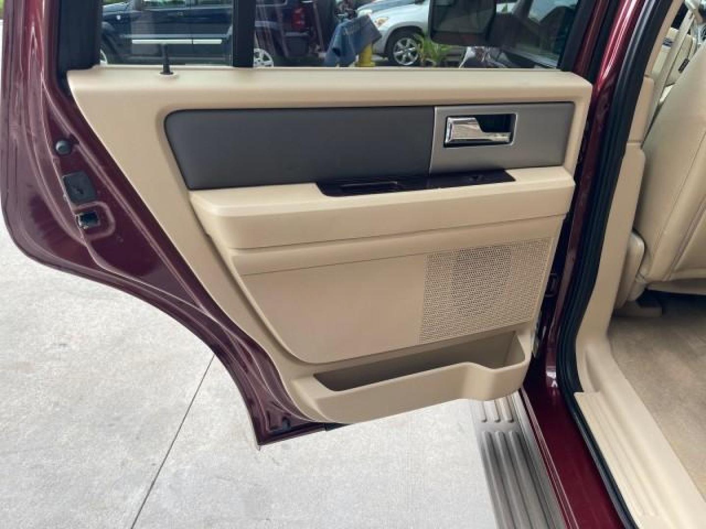 2012 Autumn Red Metallic /Camel Ford Expedition XLT LOW MILES 73,308 4WD (1FMJU1J54CE) with an 5.4L SOHC 24-Valve V8 FFV Engine engine, Automatic transmission, located at 4701 North Dixie Hwy, Pompano Beach, FL, 33064, (954) 422-2889, 26.240938, -80.123474 - OUR WEBPAGE FLORIDACARS1.COM HAS OVER 100 PHOTOS AND FREE CARFAX LINK 2012 FORD EXPEDITION XLT VIN: 1FMJU1J54CEF49311 1 F M J U 1 J 5 4 C E F 4 9 3 1 1 4 DOOR WAGON/SPORT UTILITY 5.4L V8 F SOHC 24V FLEX FUEL REAR WHEEL DRIVE W/ 4X4 Features 4WD/AWD ABS Brakes Air Conditioning Alloy Wheels AM/FM Ster - Photo#75