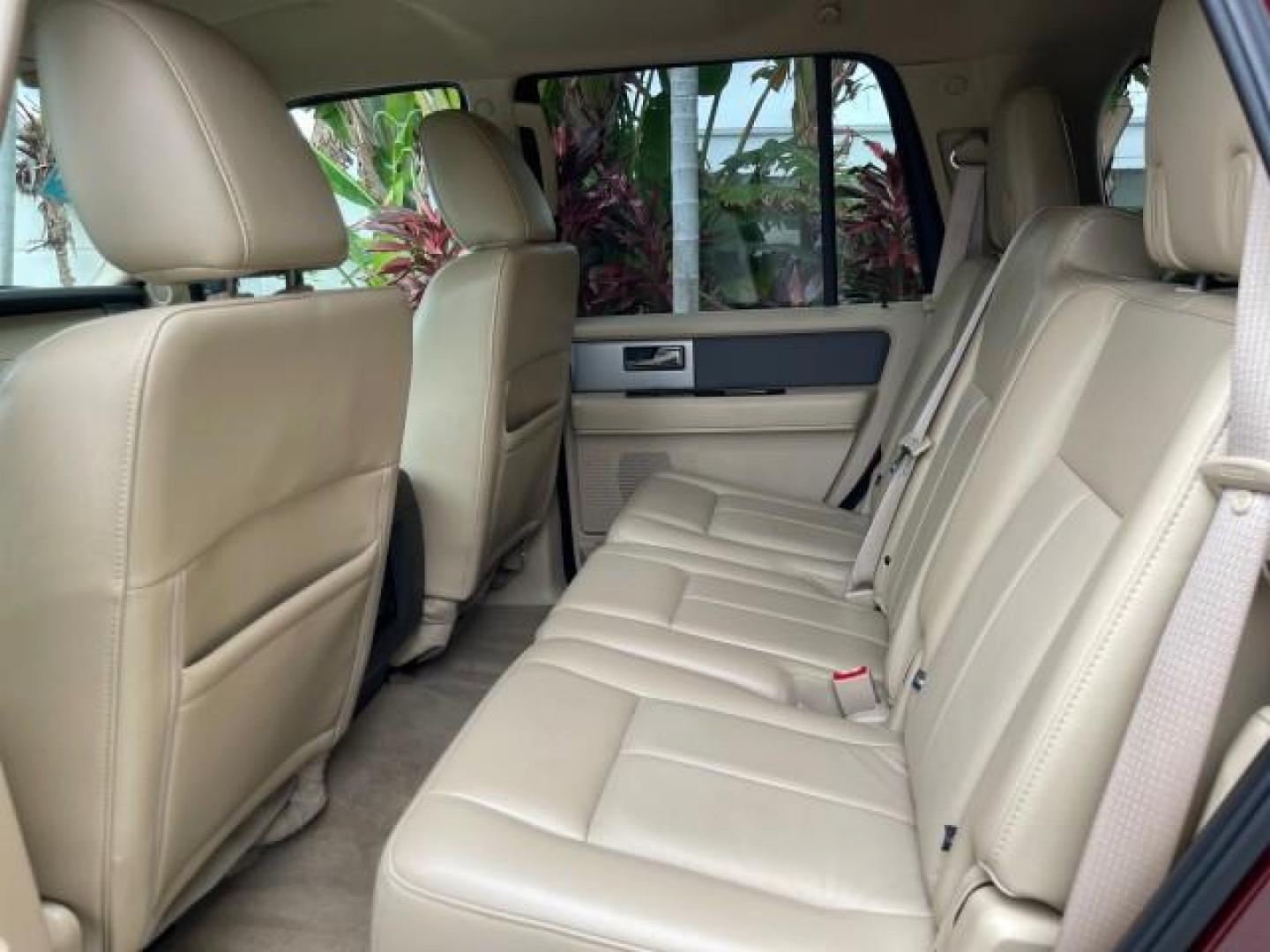 2012 Autumn Red Metallic /Camel Ford Expedition XLT LOW MILES 73,308 4WD (1FMJU1J54CE) with an 5.4L SOHC 24-Valve V8 FFV Engine engine, Automatic transmission, located at 4701 North Dixie Hwy, Pompano Beach, FL, 33064, (954) 422-2889, 26.240938, -80.123474 - OUR WEBPAGE FLORIDACARS1.COM HAS OVER 100 PHOTOS AND FREE CARFAX LINK 2012 FORD EXPEDITION XLT VIN: 1FMJU1J54CEF49311 1 F M J U 1 J 5 4 C E F 4 9 3 1 1 4 DOOR WAGON/SPORT UTILITY 5.4L V8 F SOHC 24V FLEX FUEL REAR WHEEL DRIVE W/ 4X4 Features 4WD/AWD ABS Brakes Air Conditioning Alloy Wheels AM/FM Ster - Photo#78