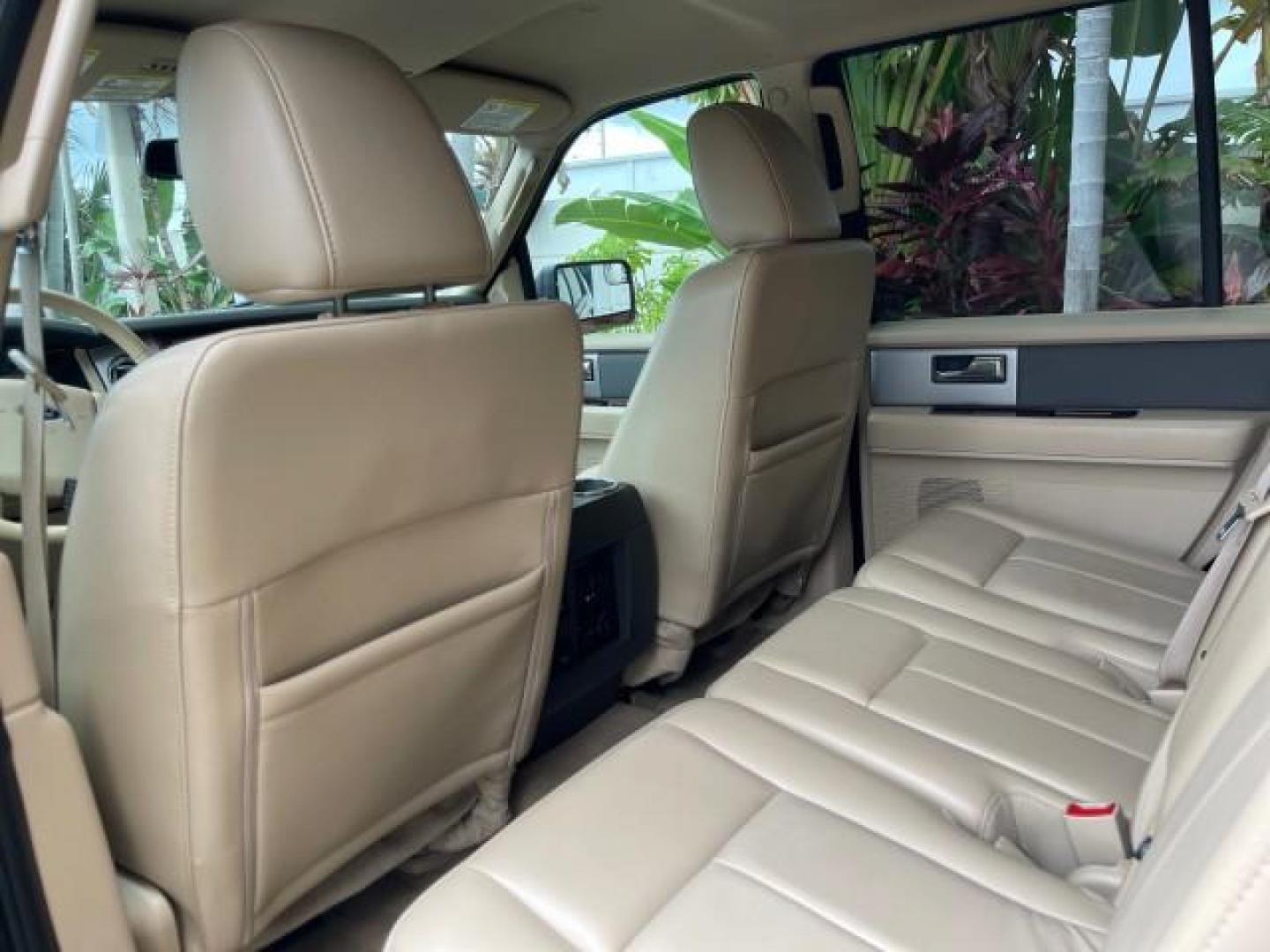 2012 Autumn Red Metallic /Camel Ford Expedition XLT LOW MILES 73,308 4WD (1FMJU1J54CE) with an 5.4L SOHC 24-Valve V8 FFV Engine engine, Automatic transmission, located at 4701 North Dixie Hwy, Pompano Beach, FL, 33064, (954) 422-2889, 26.240938, -80.123474 - OUR WEBPAGE FLORIDACARS1.COM HAS OVER 100 PHOTOS AND FREE CARFAX LINK 2012 FORD EXPEDITION XLT VIN: 1FMJU1J54CEF49311 1 F M J U 1 J 5 4 C E F 4 9 3 1 1 4 DOOR WAGON/SPORT UTILITY 5.4L V8 F SOHC 24V FLEX FUEL REAR WHEEL DRIVE W/ 4X4 Features 4WD/AWD ABS Brakes Air Conditioning Alloy Wheels AM/FM Ster - Photo#80