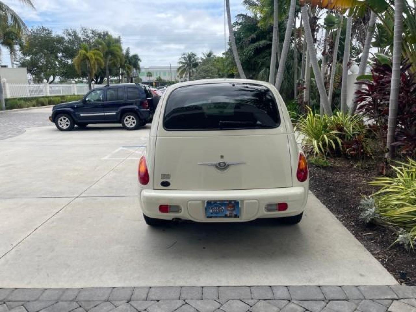 2004 Cool Vanilla /Dark Slate Gray Chrysler PT Cruiser Touring LOW MILES 46,180 (3C4FY58B34T) with an 2.4L 4-Cyl Engine engine, Automatic transmission, located at 4701 North Dixie Hwy, Pompano Beach, FL, 33064, (954) 422-2889, 26.240938, -80.123474 - OUR WEBPAGE FLORIDACARS1.COM HAS OVER 100 PHOTOS AND FREE CARFAX LINK 2004 CHRYSLER PT CRUISER TOURING EDITION VIN: 3C4FY58B34T209277 3 C 4 F Y 5 8 B 3 4 T 2 0 9 2 7 7 VAN 2.4L I4 F DOHC 16V GASOLINE 29 MPG FRONT WHEEL DRIVE Features Air Conditioning Alloy Wheels AM/FM Stereo Automatic Transmission - Photo#35