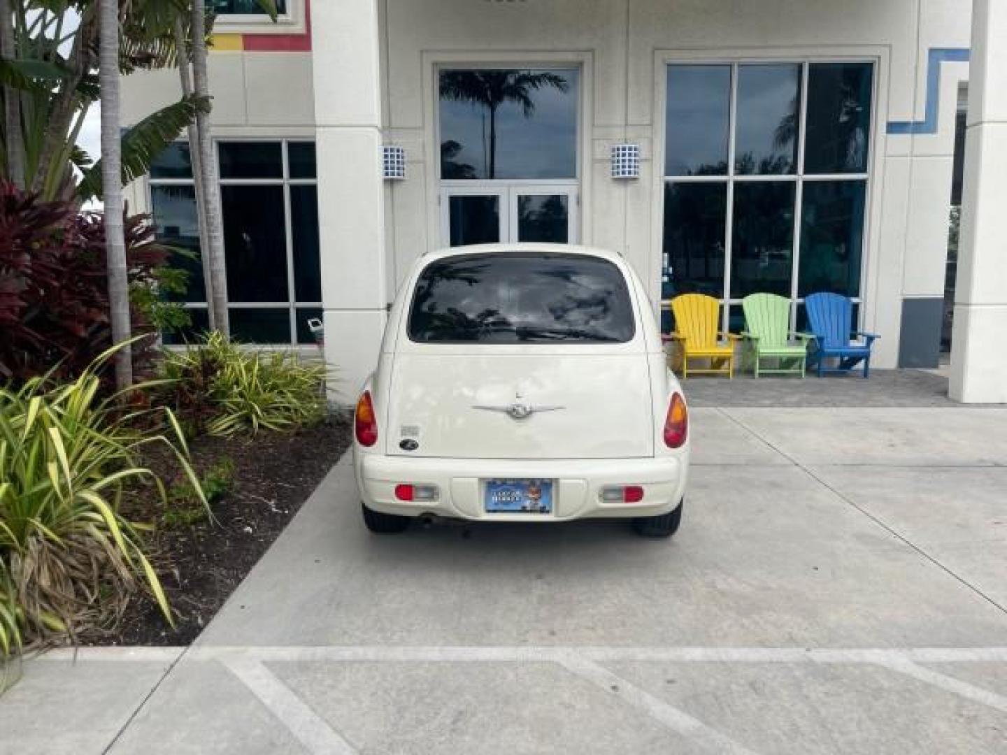 2004 Cool Vanilla /Dark Slate Gray Chrysler PT Cruiser Touring LOW MILES 46,180 (3C4FY58B34T) with an 2.4L 4-Cyl Engine engine, Automatic transmission, located at 4701 North Dixie Hwy, Pompano Beach, FL, 33064, (954) 422-2889, 26.240938, -80.123474 - OUR WEBPAGE FLORIDACARS1.COM HAS OVER 100 PHOTOS AND FREE CARFAX LINK 2004 CHRYSLER PT CRUISER TOURING EDITION VIN: 3C4FY58B34T209277 3 C 4 F Y 5 8 B 3 4 T 2 0 9 2 7 7 VAN 2.4L I4 F DOHC 16V GASOLINE 29 MPG FRONT WHEEL DRIVE Features Air Conditioning Alloy Wheels AM/FM Stereo Automatic Transmission - Photo#93