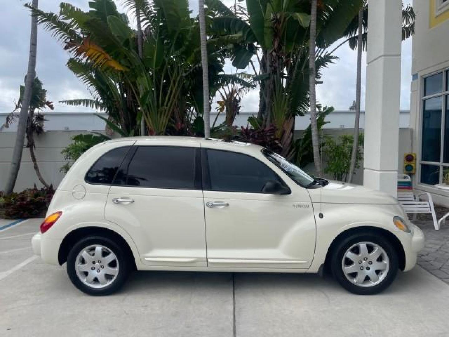 2004 Cool Vanilla /Dark Slate Gray Chrysler PT Cruiser Touring LOW MILES 46,180 (3C4FY58B34T) with an 2.4L 4-Cyl Engine engine, Automatic transmission, located at 4701 North Dixie Hwy, Pompano Beach, FL, 33064, (954) 422-2889, 26.240938, -80.123474 - OUR WEBPAGE FLORIDACARS1.COM HAS OVER 100 PHOTOS AND FREE CARFAX LINK 2004 CHRYSLER PT CRUISER TOURING EDITION VIN: 3C4FY58B34T209277 3 C 4 F Y 5 8 B 3 4 T 2 0 9 2 7 7 VAN 2.4L I4 F DOHC 16V GASOLINE 29 MPG FRONT WHEEL DRIVE Features Air Conditioning Alloy Wheels AM/FM Stereo Automatic Transmission - Photo#98