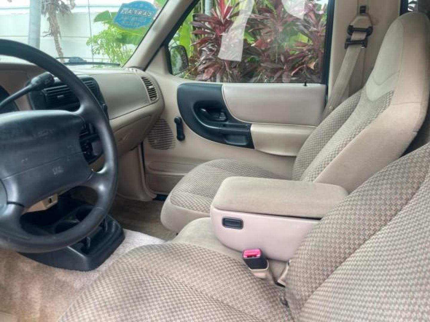 1998 Deep Emerald Green (CC/Met) /Medium Graphite Ford Ranger XL LOW MILES 4 CYL LOW MILES (1FTYR10C0WP) with an 2.5L EFI 4-Cyl Engine engine, Automatic transmission, located at 4701 North Dixie Hwy, Pompano Beach, FL, 33064, (954) 422-2889, 26.240938, -80.123474 - OUR WEBPAGE FLORIDACARS1.COM HAS OVER 100 PHOTOS AND FREE CARFAX LINK 1998 FORD RANGER SPLASH FLARESIDE VIN: 1FTYR10C0WPA84443 1 F T Y R 1 0 C 0 W P A 8 4 4 4 3 PICKUP 2.5L I4 F SOHC 8V GASOLINE 27 MPG REAR WHEEL DRIVE Features ABS Brakes Automatic Transmission Cassette Player Cloth Seats Ice Cold A - Photo#46