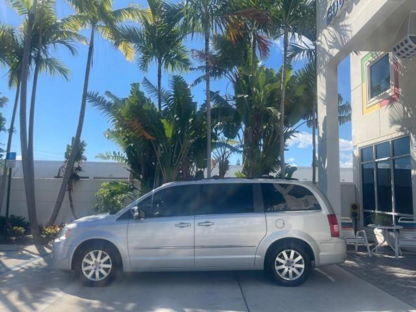 2010 Bright Silver Metallic /Dark slate/light shale Chrysler Town and Country Touring LOW MILES 37,217 1 OWNER (2A4RR5DX8AR) with an 4.0L SOHC SMPI 24v V6 Engine engine, Automatic transmission, located at 4701 North Dixie Hwy, Pompano Beach, FL, 33064, (954) 422-2889, 26.240938, -80.123474 - OUR WEBPAGE FLORIDACARS1.COM HAS OVER 100 PHOTOS AND FREE CARFAX LINK 2010 CHRYSLER TOWN AND COUNTRY TOURING-STOW AND GO SEATS NAVIGATION VIN: 2A4RR5DX8AR141479 2 A 4 R R 5 D X 8 A R 1 4 1 4 7 9 VAN 4.0L V6 F SOHC 24V GASOLINE FRONT WHEEL DRIVE Features ABS Brakes Air Conditioning Alloy Wheels AM/FM - Photo#4