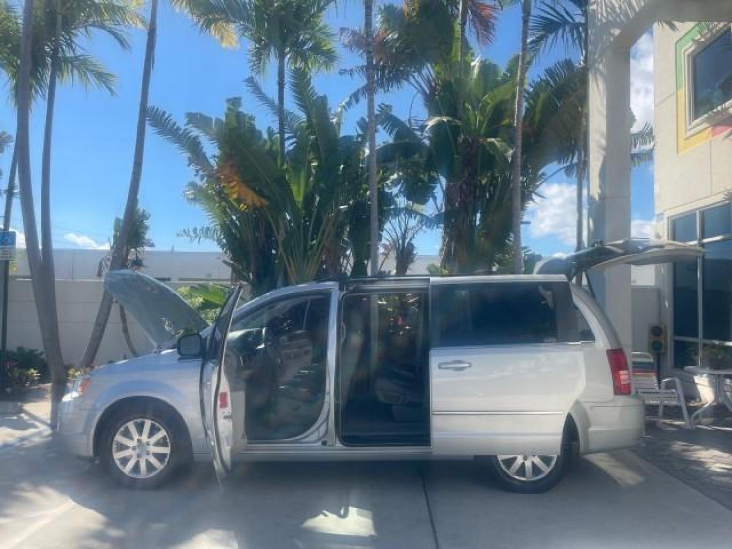 2010 Bright Silver Metallic /Dark slate/light shale Chrysler Town and Country Touring LOW MILES 37,217 1 OWNER (2A4RR5DX8AR) with an 4.0L SOHC SMPI 24v V6 Engine engine, Automatic transmission, located at 4701 North Dixie Hwy, Pompano Beach, FL, 33064, (954) 422-2889, 26.240938, -80.123474 - OUR WEBPAGE FLORIDACARS1.COM HAS OVER 100 PHOTOS AND FREE CARFAX LINK 2010 CHRYSLER TOWN AND COUNTRY TOURING-STOW AND GO SEATS NAVIGATION VIN: 2A4RR5DX8AR141479 2 A 4 R R 5 D X 8 A R 1 4 1 4 7 9 VAN 4.0L V6 F SOHC 24V GASOLINE FRONT WHEEL DRIVE Features ABS Brakes Air Conditioning Alloy Wheels AM/FM - Photo#8