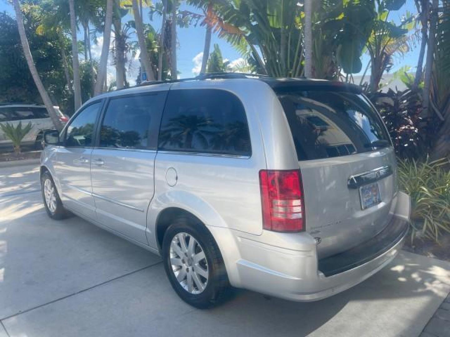 2010 Bright Silver Metallic /Dark slate/light shale Chrysler Town and Country Touring LOW MILES 37,217 1 OWNER (2A4RR5DX8AR) with an 4.0L SOHC SMPI 24v V6 Engine engine, Automatic transmission, located at 4701 North Dixie Hwy, Pompano Beach, FL, 33064, (954) 422-2889, 26.240938, -80.123474 - OUR WEBPAGE FLORIDACARS1.COM HAS OVER 100 PHOTOS AND FREE CARFAX LINK 2010 CHRYSLER TOWN AND COUNTRY TOURING-STOW AND GO SEATS NAVIGATION VIN: 2A4RR5DX8AR141479 2 A 4 R R 5 D X 8 A R 1 4 1 4 7 9 VAN 4.0L V6 F SOHC 24V GASOLINE FRONT WHEEL DRIVE Features ABS Brakes Air Conditioning Alloy Wheels AM/FM - Photo#34
