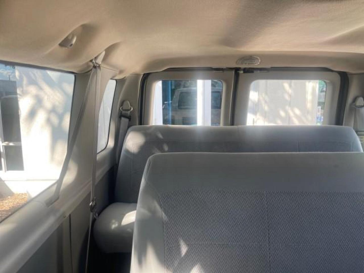 2006 Oxford White /Medium Flint Ford Econoline Wagon XLT LOW MILES 76,474 E350 15 PASS (1FBSS31L36H) with an 5.4L EFI V8 Engine engine, Automatic transmission, located at 4701 North Dixie Hwy, Pompano Beach, FL, 33064, (954) 422-2889, 26.240938, -80.123474 - OUR WEBPAGE FLORIDACARS1.COM HAS OVER 100 PHOTOS AND FREE CARFAX LINK 2006 FORD E-SERIES E-350 SD XLT 15 PASSENGER VAN NEW $29,805 VIN: 1FBSS31L36HA01462 1 F B S S 3 1 L 3 6 H A 0 1 4 6 2 VAN 5.4L V8 F GASOLINE REAR WHEEL DRIVE Features ABS Brakes Air Conditioning AM/FM Stereo Automatic Transmission - Photo#73