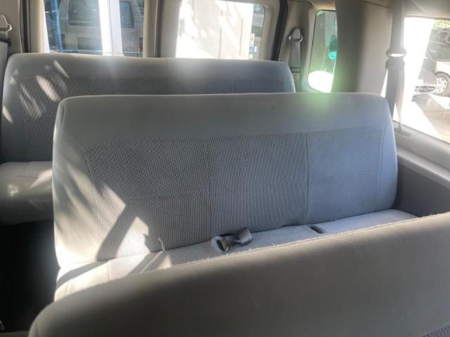 2006 Oxford White /Medium Flint Ford Econoline Wagon XLT LOW MILES 76,474 E350 15 PASS (1FBSS31L36H) with an 5.4L EFI V8 Engine engine, Automatic transmission, located at 4701 North Dixie Hwy, Pompano Beach, FL, 33064, (954) 422-2889, 26.240938, -80.123474 - OUR WEBPAGE FLORIDACARS1.COM HAS OVER 100 PHOTOS AND FREE CARFAX LINK 2006 FORD E-SERIES E-350 SD XLT 15 PASSENGER VAN NEW $29,805 VIN: 1FBSS31L36HA01462 1 F B S S 3 1 L 3 6 H A 0 1 4 6 2 VAN 5.4L V8 F GASOLINE REAR WHEEL DRIVE Features ABS Brakes Air Conditioning AM/FM Stereo Automatic Transmission - Photo#76