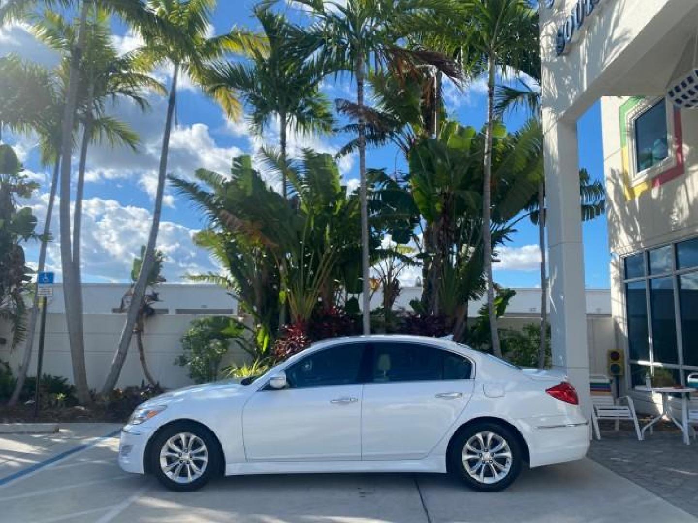 2013 White Satin Pearl /Saddle Hyundai Genesis 3.8L LOW MILES 33,576 (KMHGC4DD5DU) with an 3.8L DOHC GDI 24-Valve V6 Engine engine, Automatic transmission, located at 4701 North Dixie Hwy, Pompano Beach, FL, 33064, (954) 422-2889, 26.240938, -80.123474 - OUR WEBPAGE FLORIDACARS1.COM HAS OVER 100 PHOTOS AND FREE CARFAX LINK 2013 HYUNDAI GENESIS 3.8L VIN: KMHGC4DD5DU257871 K M H G C 4 D D 5 D U 2 5 7 8 7 1 SEDAN 4 DR 3.8L V6 F DOHC 24V GASOLINE REAR WHEEL DRIVE Features ABS Brakes Air Conditioning Alloy Wheels AM/FM Stereo Automatic Transmission Auxil - Photo#4