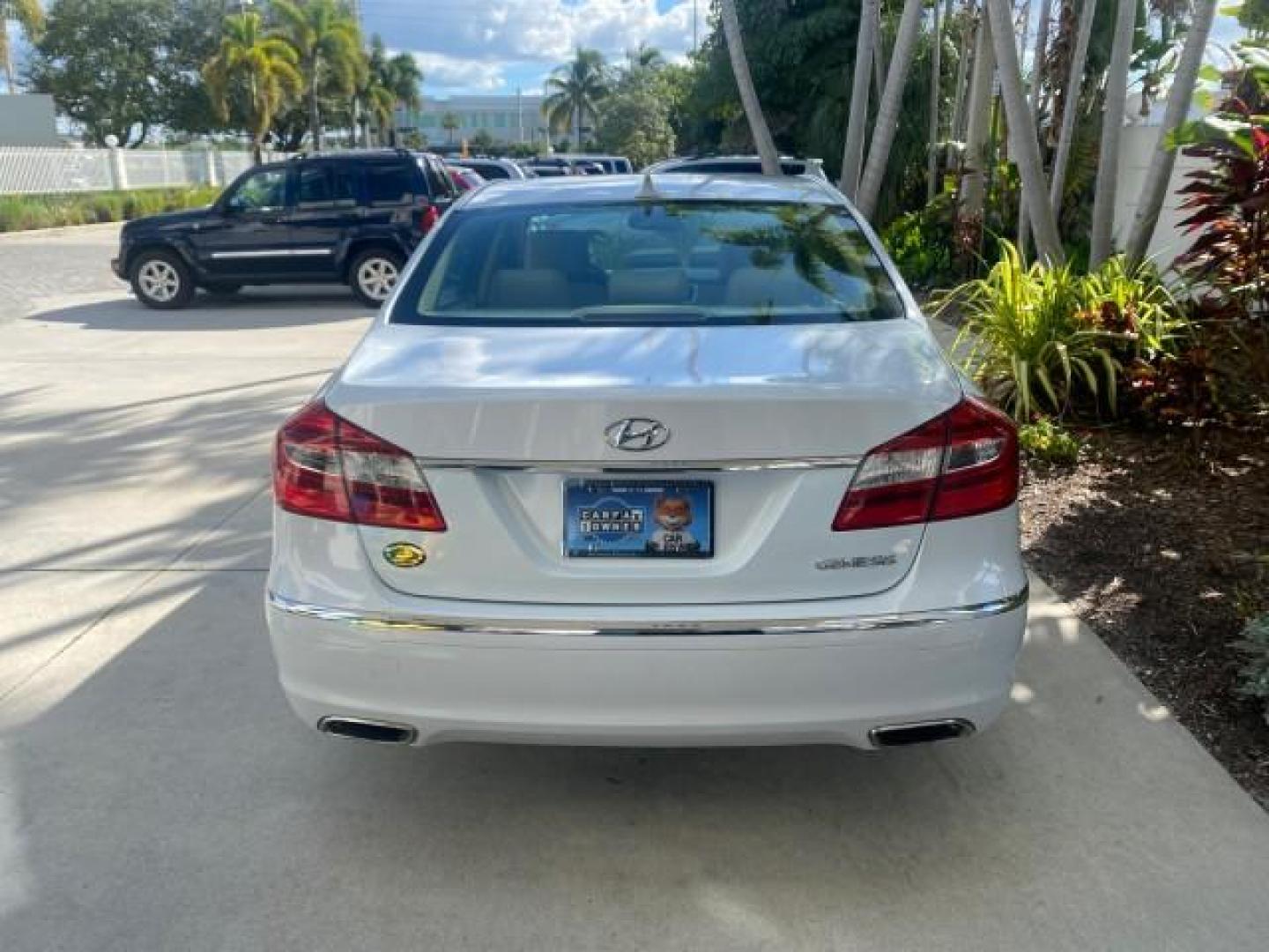 2013 White Satin Pearl /Saddle Hyundai Genesis 3.8L LOW MILES 33,576 (KMHGC4DD5DU) with an 3.8L DOHC GDI 24-Valve V6 Engine engine, Automatic transmission, located at 4701 North Dixie Hwy, Pompano Beach, FL, 33064, (954) 422-2889, 26.240938, -80.123474 - OUR WEBPAGE FLORIDACARS1.COM HAS OVER 100 PHOTOS AND FREE CARFAX LINK 2013 HYUNDAI GENESIS 3.8L VIN: KMHGC4DD5DU257871 K M H G C 4 D D 5 D U 2 5 7 8 7 1 SEDAN 4 DR 3.8L V6 F DOHC 24V GASOLINE REAR WHEEL DRIVE Features ABS Brakes Air Conditioning Alloy Wheels AM/FM Stereo Automatic Transmission Auxil - Photo#86