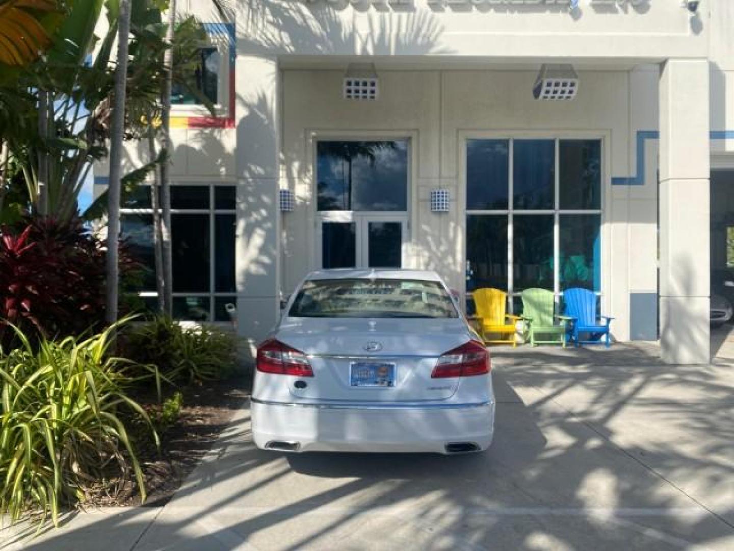 2013 White Satin Pearl /Saddle Hyundai Genesis 3.8L LOW MILES 33,576 (KMHGC4DD5DU) with an 3.8L DOHC GDI 24-Valve V6 Engine engine, Automatic transmission, located at 4701 North Dixie Hwy, Pompano Beach, FL, 33064, (954) 422-2889, 26.240938, -80.123474 - OUR WEBPAGE FLORIDACARS1.COM HAS OVER 100 PHOTOS AND FREE CARFAX LINK 2013 HYUNDAI GENESIS 3.8L VIN: KMHGC4DD5DU257871 K M H G C 4 D D 5 D U 2 5 7 8 7 1 SEDAN 4 DR 3.8L V6 F DOHC 24V GASOLINE REAR WHEEL DRIVE Features ABS Brakes Air Conditioning Alloy Wheels AM/FM Stereo Automatic Transmission Auxil - Photo#94