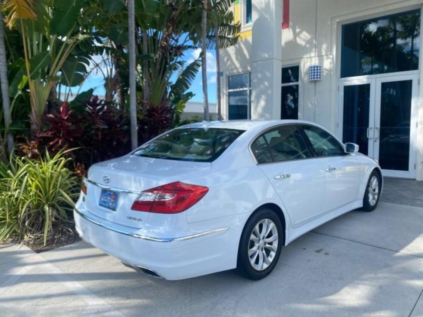 2013 White Satin Pearl /Saddle Hyundai Genesis 3.8L LOW MILES 33,576 (KMHGC4DD5DU) with an 3.8L DOHC GDI 24-Valve V6 Engine engine, Automatic transmission, located at 4701 North Dixie Hwy, Pompano Beach, FL, 33064, (954) 422-2889, 26.240938, -80.123474 - OUR WEBPAGE FLORIDACARS1.COM HAS OVER 100 PHOTOS AND FREE CARFAX LINK 2013 HYUNDAI GENESIS 3.8L VIN: KMHGC4DD5DU257871 K M H G C 4 D D 5 D U 2 5 7 8 7 1 SEDAN 4 DR 3.8L V6 F DOHC 24V GASOLINE REAR WHEEL DRIVE Features ABS Brakes Air Conditioning Alloy Wheels AM/FM Stereo Automatic Transmission Auxil - Photo#97