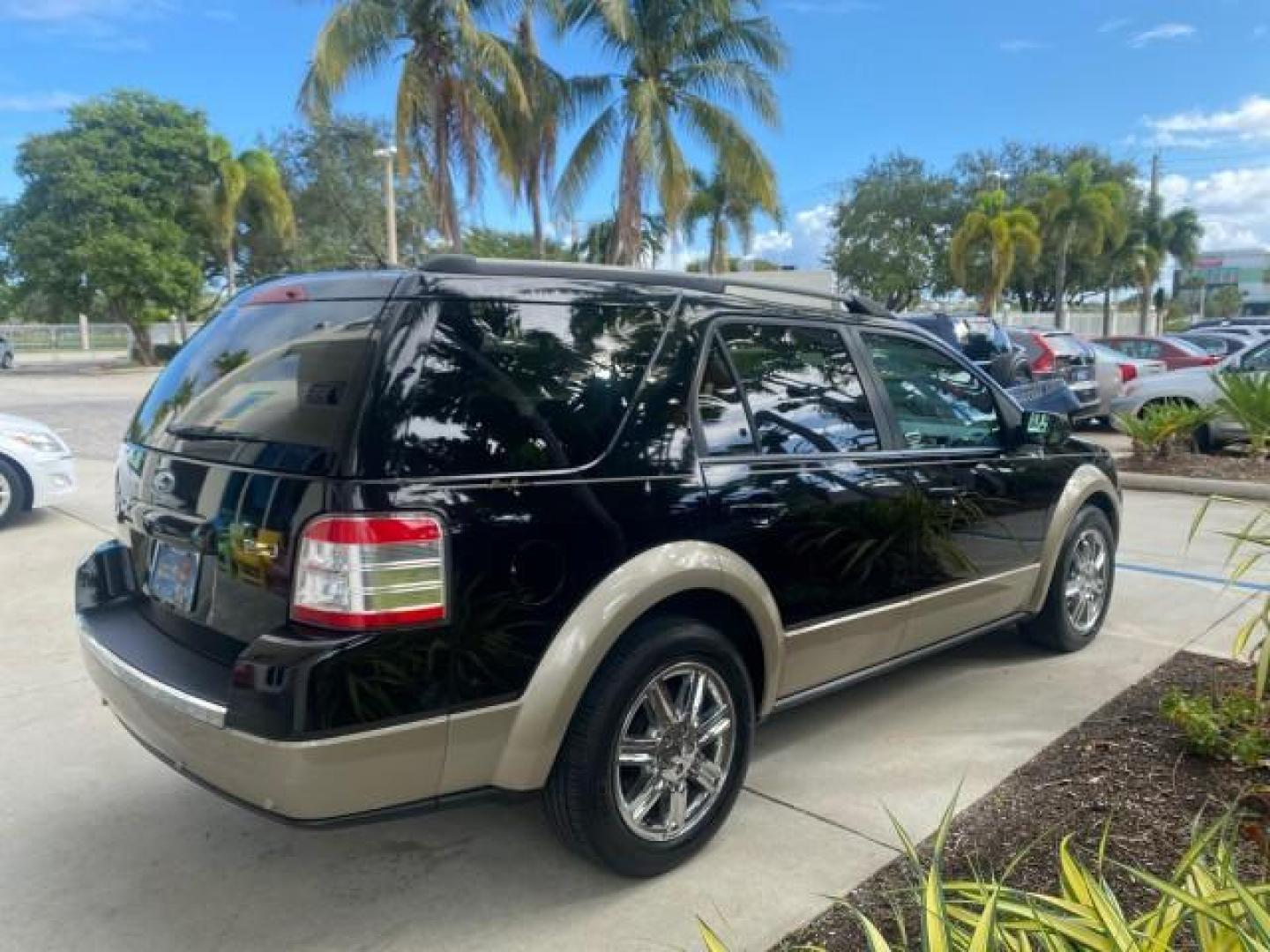 2008 Black /Camel Ford Taurus X Eddie Bauer LOW MILES 46,208 (1FMDK07W38G) with an 3.5L SMPI 24-Valve V6 Duratec Engine engine, Automatic transmission, located at 4701 North Dixie Hwy, Pompano Beach, FL, 33064, (954) 422-2889, 26.240938, -80.123474 - OUR WEBPAGE FLORIDACARS1.COM HAS OVER 100 PHOTOS AND FREE CARFAX LINK 2008 FORD TAURUS X EDDIE BAUER SUNROOF VIN: 1FMDK07W38GA10624 1 F M D K 0 7 W 3 8 G A 1 0 6 2 4 4 DOOR WAGON/SPORT UTILITY 3.5L V6 F GASOLINE FRONT WHEEL DRIVE Features ABS Brakes Air Conditioning Alloy Wheels AM/FM Stereo Automat - Photo#7