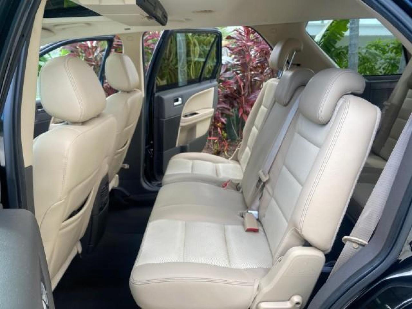 2008 Black /Camel Ford Taurus X Eddie Bauer LOW MILES 46,208 (1FMDK07W38G) with an 3.5L SMPI 24-Valve V6 Duratec Engine engine, Automatic transmission, located at 4701 North Dixie Hwy, Pompano Beach, FL, 33064, (954) 422-2889, 26.240938, -80.123474 - OUR WEBPAGE FLORIDACARS1.COM HAS OVER 100 PHOTOS AND FREE CARFAX LINK 2008 FORD TAURUS X EDDIE BAUER SUNROOF VIN: 1FMDK07W38GA10624 1 F M D K 0 7 W 3 8 G A 1 0 6 2 4 4 DOOR WAGON/SPORT UTILITY 3.5L V6 F GASOLINE FRONT WHEEL DRIVE Features ABS Brakes Air Conditioning Alloy Wheels AM/FM Stereo Automat - Photo#14