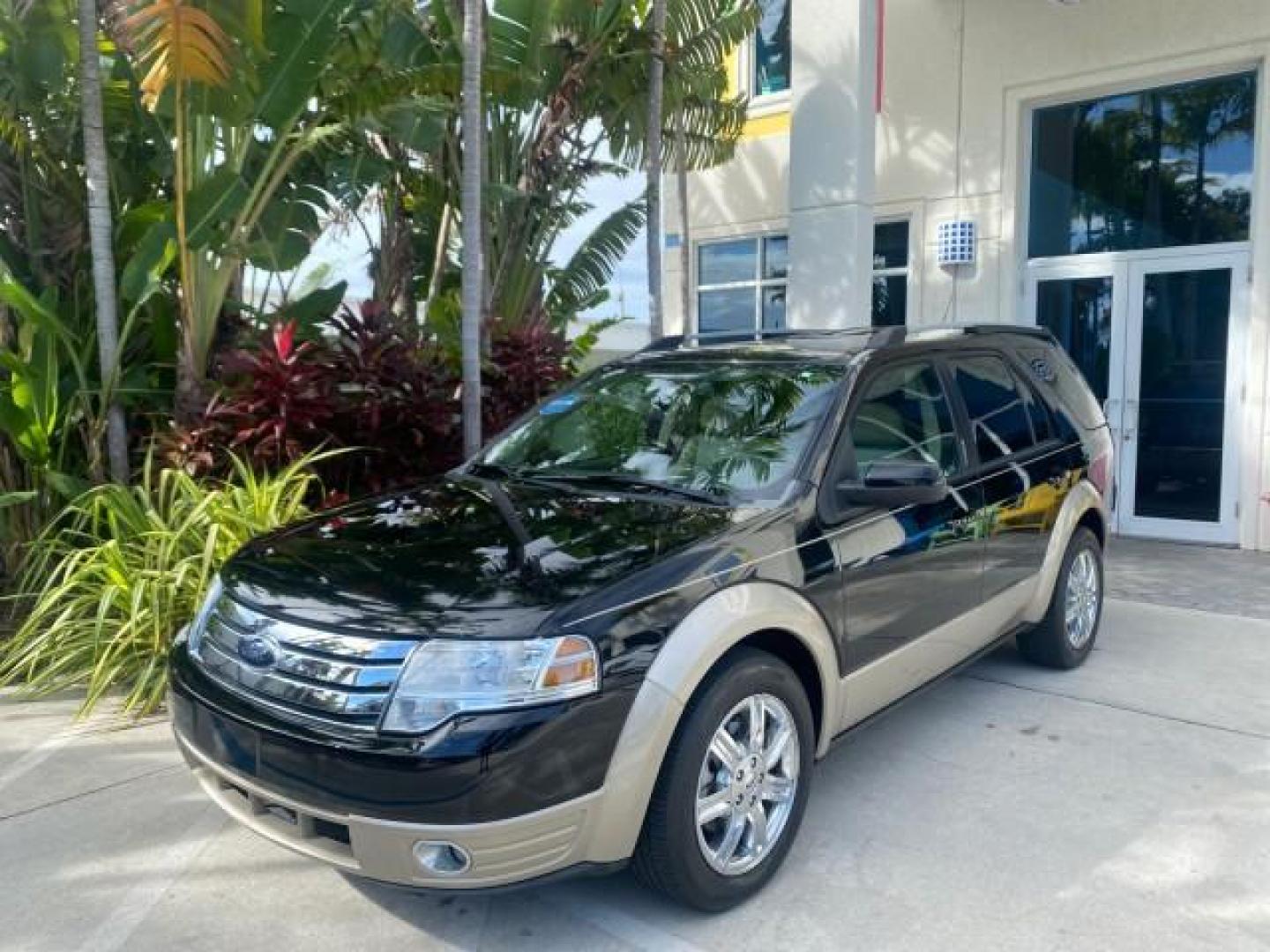 2008 Black /Camel Ford Taurus X Eddie Bauer LOW MILES 46,208 (1FMDK07W38G) with an 3.5L SMPI 24-Valve V6 Duratec Engine engine, Automatic transmission, located at 4701 North Dixie Hwy, Pompano Beach, FL, 33064, (954) 422-2889, 26.240938, -80.123474 - OUR WEBPAGE FLORIDACARS1.COM HAS OVER 100 PHOTOS AND FREE CARFAX LINK 2008 FORD TAURUS X EDDIE BAUER SUNROOF VIN: 1FMDK07W38GA10624 1 F M D K 0 7 W 3 8 G A 1 0 6 2 4 4 DOOR WAGON/SPORT UTILITY 3.5L V6 F GASOLINE FRONT WHEEL DRIVE Features ABS Brakes Air Conditioning Alloy Wheels AM/FM Stereo Automat - Photo#29