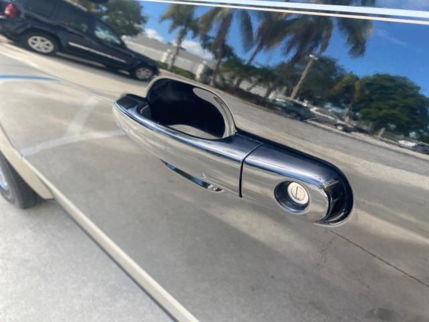 2008 Black /Camel Ford Taurus X Eddie Bauer LOW MILES 46,208 (1FMDK07W38G) with an 3.5L SMPI 24-Valve V6 Duratec Engine engine, Automatic transmission, located at 4701 North Dixie Hwy, Pompano Beach, FL, 33064, (954) 422-2889, 26.240938, -80.123474 - OUR WEBPAGE FLORIDACARS1.COM HAS OVER 100 PHOTOS AND FREE CARFAX LINK 2008 FORD TAURUS X EDDIE BAUER SUNROOF VIN: 1FMDK07W38GA10624 1 F M D K 0 7 W 3 8 G A 1 0 6 2 4 4 DOOR WAGON/SPORT UTILITY 3.5L V6 F GASOLINE FRONT WHEEL DRIVE Features ABS Brakes Air Conditioning Alloy Wheels AM/FM Stereo Automat - Photo#37