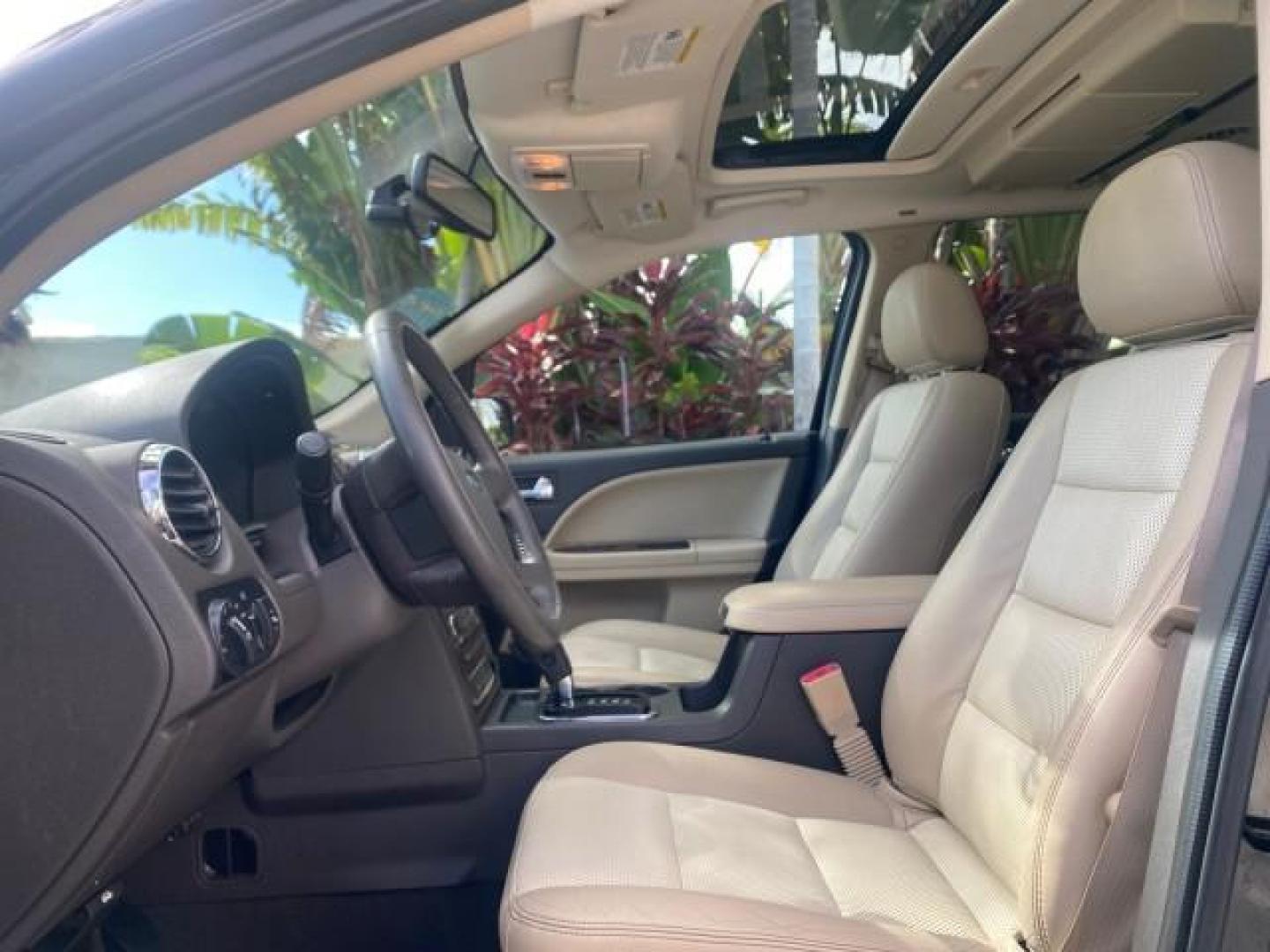 2008 Black /Camel Ford Taurus X Eddie Bauer LOW MILES 46,208 (1FMDK07W38G) with an 3.5L SMPI 24-Valve V6 Duratec Engine engine, Automatic transmission, located at 4701 North Dixie Hwy, Pompano Beach, FL, 33064, (954) 422-2889, 26.240938, -80.123474 - OUR WEBPAGE FLORIDACARS1.COM HAS OVER 100 PHOTOS AND FREE CARFAX LINK 2008 FORD TAURUS X EDDIE BAUER SUNROOF VIN: 1FMDK07W38GA10624 1 F M D K 0 7 W 3 8 G A 1 0 6 2 4 4 DOOR WAGON/SPORT UTILITY 3.5L V6 F GASOLINE FRONT WHEEL DRIVE Features ABS Brakes Air Conditioning Alloy Wheels AM/FM Stereo Automat - Photo#43