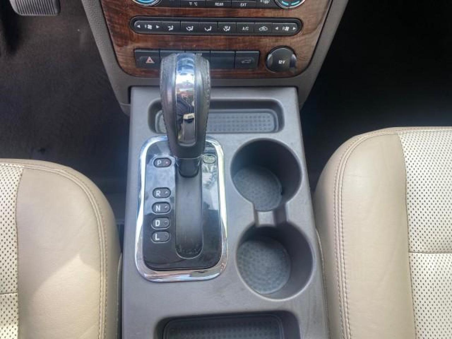 2008 Black /Camel Ford Taurus X Eddie Bauer LOW MILES 46,208 (1FMDK07W38G) with an 3.5L SMPI 24-Valve V6 Duratec Engine engine, Automatic transmission, located at 4701 North Dixie Hwy, Pompano Beach, FL, 33064, (954) 422-2889, 26.240938, -80.123474 - OUR WEBPAGE FLORIDACARS1.COM HAS OVER 100 PHOTOS AND FREE CARFAX LINK 2008 FORD TAURUS X EDDIE BAUER SUNROOF VIN: 1FMDK07W38GA10624 1 F M D K 0 7 W 3 8 G A 1 0 6 2 4 4 DOOR WAGON/SPORT UTILITY 3.5L V6 F GASOLINE FRONT WHEEL DRIVE Features ABS Brakes Air Conditioning Alloy Wheels AM/FM Stereo Automat - Photo#59