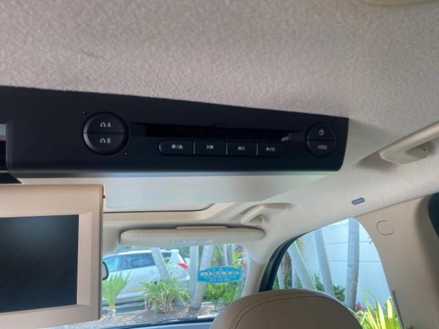 2008 Black /Camel Ford Taurus X Eddie Bauer LOW MILES 46,208 (1FMDK07W38G) with an 3.5L SMPI 24-Valve V6 Duratec Engine engine, Automatic transmission, located at 4701 North Dixie Hwy, Pompano Beach, FL, 33064, (954) 422-2889, 26.240938, -80.123474 - OUR WEBPAGE FLORIDACARS1.COM HAS OVER 100 PHOTOS AND FREE CARFAX LINK 2008 FORD TAURUS X EDDIE BAUER SUNROOF VIN: 1FMDK07W38GA10624 1 F M D K 0 7 W 3 8 G A 1 0 6 2 4 4 DOOR WAGON/SPORT UTILITY 3.5L V6 F GASOLINE FRONT WHEEL DRIVE Features ABS Brakes Air Conditioning Alloy Wheels AM/FM Stereo Automat - Photo#82