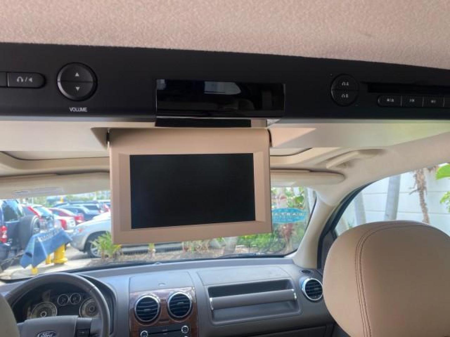 2008 Black /Camel Ford Taurus X Eddie Bauer LOW MILES 46,208 (1FMDK07W38G) with an 3.5L SMPI 24-Valve V6 Duratec Engine engine, Automatic transmission, located at 4701 North Dixie Hwy, Pompano Beach, FL, 33064, (954) 422-2889, 26.240938, -80.123474 - OUR WEBPAGE FLORIDACARS1.COM HAS OVER 100 PHOTOS AND FREE CARFAX LINK 2008 FORD TAURUS X EDDIE BAUER SUNROOF VIN: 1FMDK07W38GA10624 1 F M D K 0 7 W 3 8 G A 1 0 6 2 4 4 DOOR WAGON/SPORT UTILITY 3.5L V6 F GASOLINE FRONT WHEEL DRIVE Features ABS Brakes Air Conditioning Alloy Wheels AM/FM Stereo Automat - Photo#83