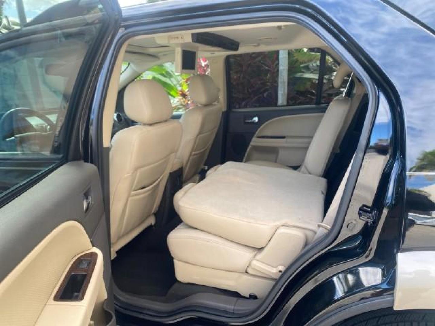 2008 Black /Camel Ford Taurus X Eddie Bauer LOW MILES 46,208 (1FMDK07W38G) with an 3.5L SMPI 24-Valve V6 Duratec Engine engine, Automatic transmission, located at 4701 North Dixie Hwy, Pompano Beach, FL, 33064, (954) 422-2889, 26.240938, -80.123474 - OUR WEBPAGE FLORIDACARS1.COM HAS OVER 100 PHOTOS AND FREE CARFAX LINK 2008 FORD TAURUS X EDDIE BAUER SUNROOF VIN: 1FMDK07W38GA10624 1 F M D K 0 7 W 3 8 G A 1 0 6 2 4 4 DOOR WAGON/SPORT UTILITY 3.5L V6 F GASOLINE FRONT WHEEL DRIVE Features ABS Brakes Air Conditioning Alloy Wheels AM/FM Stereo Automat - Photo#86