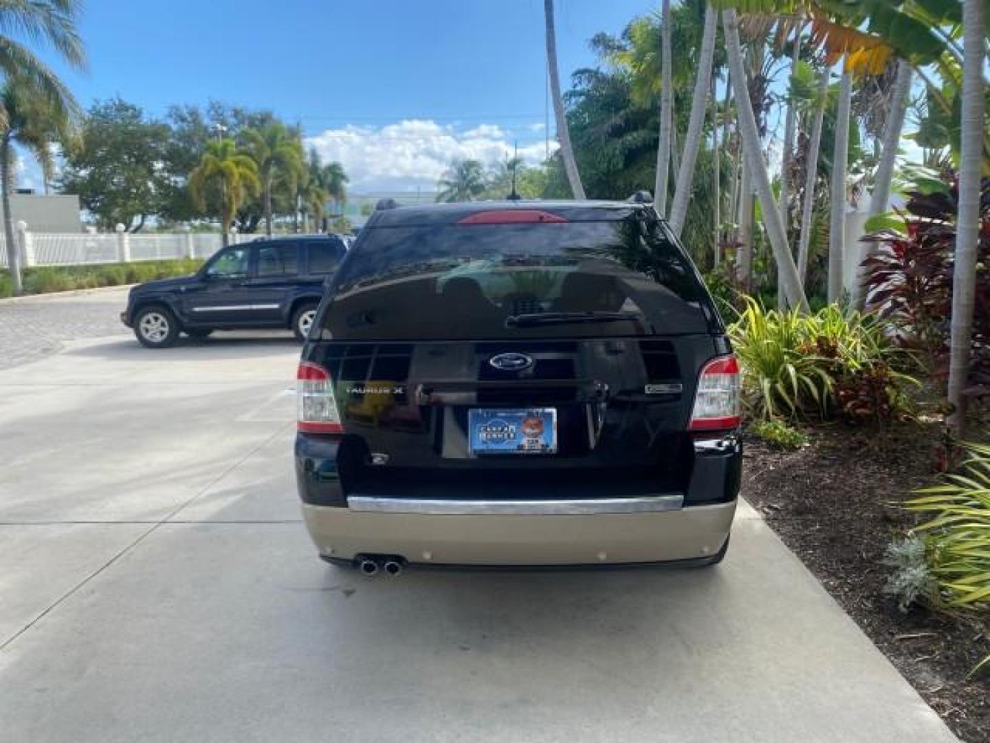 2008 Black /Camel Ford Taurus X Eddie Bauer LOW MILES 46,208 (1FMDK07W38G) with an 3.5L SMPI 24-Valve V6 Duratec Engine engine, Automatic transmission, located at 4701 North Dixie Hwy, Pompano Beach, FL, 33064, (954) 422-2889, 26.240938, -80.123474 - OUR WEBPAGE FLORIDACARS1.COM HAS OVER 100 PHOTOS AND FREE CARFAX LINK 2008 FORD TAURUS X EDDIE BAUER SUNROOF VIN: 1FMDK07W38GA10624 1 F M D K 0 7 W 3 8 G A 1 0 6 2 4 4 DOOR WAGON/SPORT UTILITY 3.5L V6 F GASOLINE FRONT WHEEL DRIVE Features ABS Brakes Air Conditioning Alloy Wheels AM/FM Stereo Automat - Photo#95