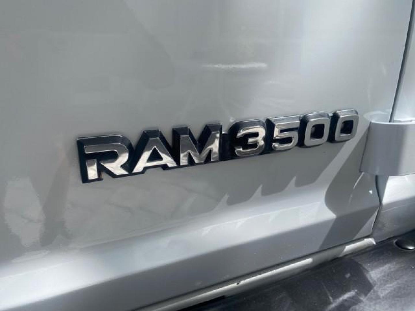 2002 Bright White /Dark Slate Gray Dodge Ram Van LOW MILES 61,263 HIGH TOP CONVERSION (2B7LB31Z42K) with an 5.9L MPI V8 Magnum Engine engine, Automatic transmission, located at 4701 North Dixie Hwy, Pompano Beach, FL, 33064, (954) 422-2889, 26.240938, -80.123474 - OUR WEBPAGE FLORIDACARS1.COM HAS OVER 100 PHOTOS AND FREE CARFAX LINK 2002 DODGE RAM VAN 3500 MAXI EXTENDED HIGH TOP 11 SEATER HANDICAP LIFT VIN: 2B7LB31Z42K117751 2 B 7 L B 3 1 Z 4 2 K 1 1 7 7 5 1 VAN 5.9L V8 F OHV 16V GASOLINE REAR WHEEL DRIVE Features ABS Brakes Air Conditioning AM/FM Stereo Auto - Photo#92