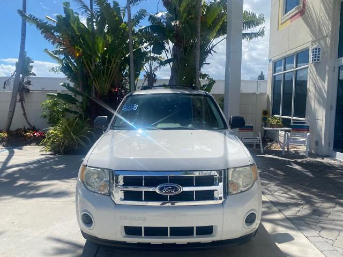 2011 Oxford White /Stone Ford Escape XLS LOW MILES 28,150 (1FMCU0C76BK) with an 2.5L I4 Duratec Engine engine, Automatic transmission, located at 4701 North Dixie Hwy, Pompano Beach, FL, 33064, (954) 422-2889, 26.240938, -80.123474 - OUR WEBPAGE FLORIDACARS1.COM HAS OVER 100 PHOTOS AND FREE CARFAX LINK 2011 FORD ESCAPE XLS VIN: 1FMCU0C76BKB57805 1 F M C U 0 C 7 6 B K B 5 7 8 0 5 4 DOOR WAGON/SPORT UTILITY 2.5L I4 F DOHC 16V GASOLINE FRONT WHEEL DRIVE Features ABS Brakes Air Conditioning Alloy Wheels AM/FM Stereo Automatic Transm - Photo#2