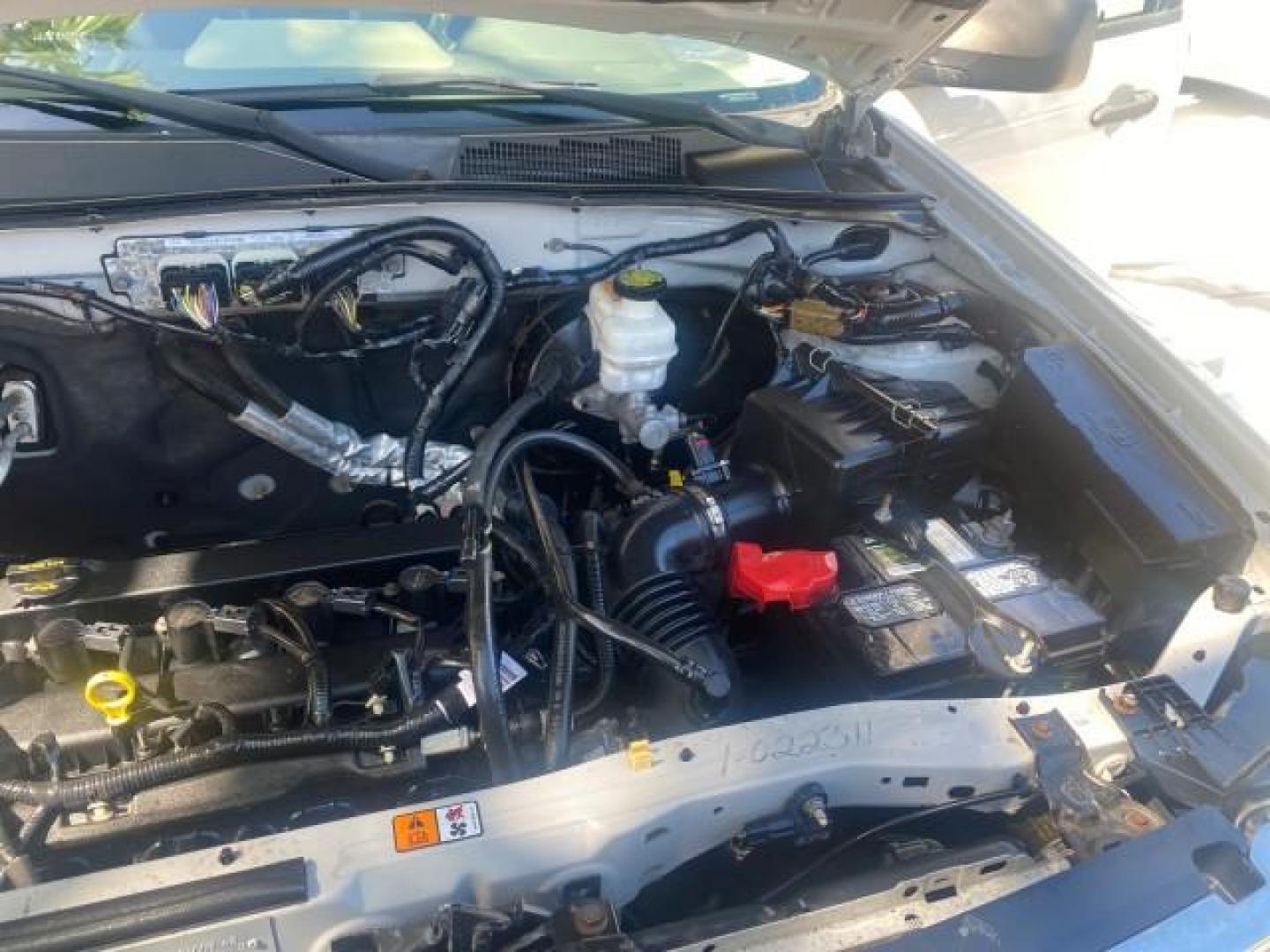 2011 Oxford White /Stone Ford Escape XLS LOW MILES 28,150 (1FMCU0C76BK) with an 2.5L I4 Duratec Engine engine, Automatic transmission, located at 4701 North Dixie Hwy, Pompano Beach, FL, 33064, (954) 422-2889, 26.240938, -80.123474 - OUR WEBPAGE FLORIDACARS1.COM HAS OVER 100 PHOTOS AND FREE CARFAX LINK 2011 FORD ESCAPE XLS VIN: 1FMCU0C76BKB57805 1 F M C U 0 C 7 6 B K B 5 7 8 0 5 4 DOOR WAGON/SPORT UTILITY 2.5L I4 F DOHC 16V GASOLINE FRONT WHEEL DRIVE Features ABS Brakes Air Conditioning Alloy Wheels AM/FM Stereo Automatic Transm - Photo#25