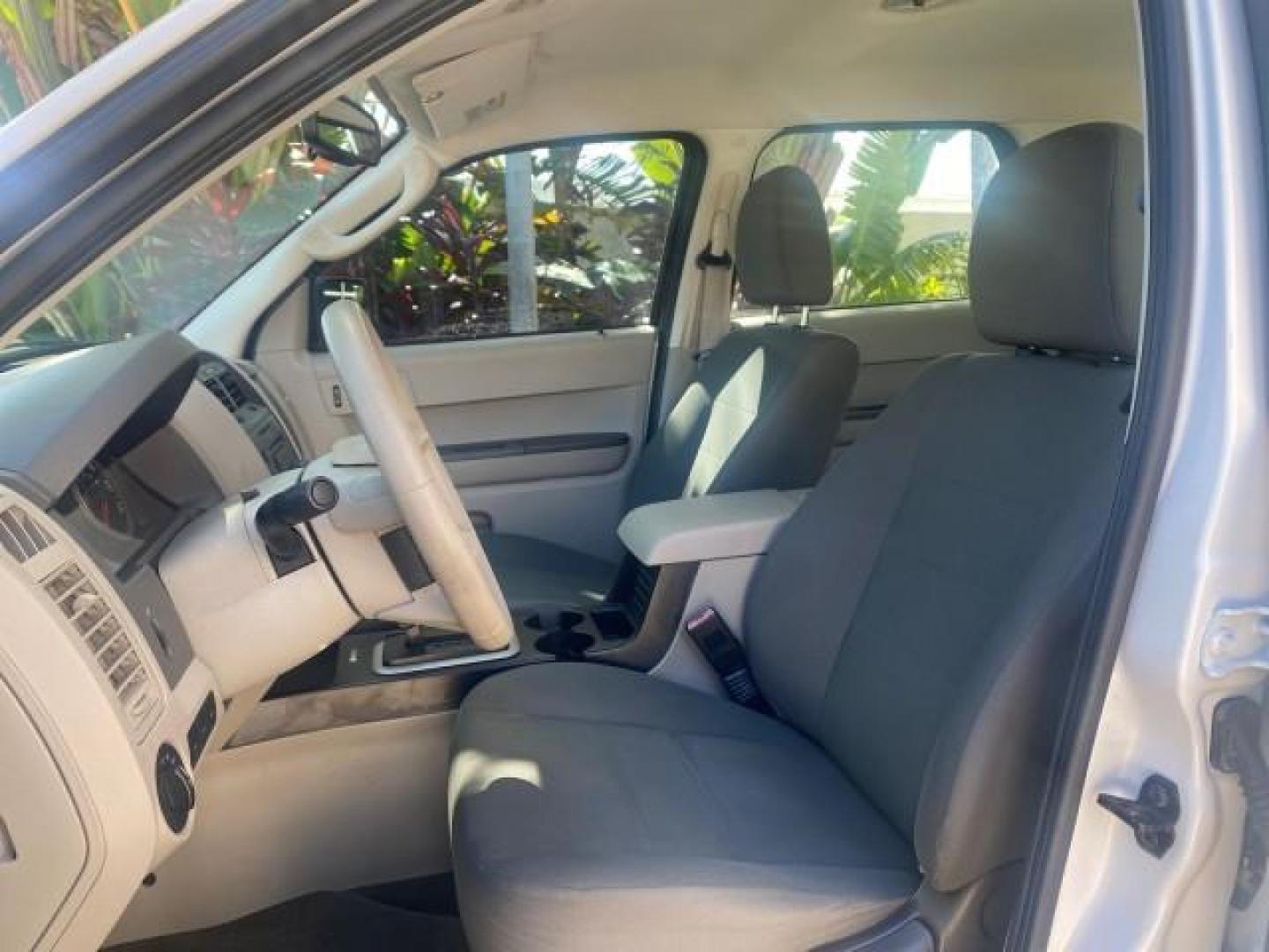 2011 Oxford White /Stone Ford Escape XLS LOW MILES 28,150 (1FMCU0C76BK) with an 2.5L I4 Duratec Engine engine, Automatic transmission, located at 4701 North Dixie Hwy, Pompano Beach, FL, 33064, (954) 422-2889, 26.240938, -80.123474 - OUR WEBPAGE FLORIDACARS1.COM HAS OVER 100 PHOTOS AND FREE CARFAX LINK 2011 FORD ESCAPE XLS VIN: 1FMCU0C76BKB57805 1 F M C U 0 C 7 6 B K B 5 7 8 0 5 4 DOOR WAGON/SPORT UTILITY 2.5L I4 F DOHC 16V GASOLINE FRONT WHEEL DRIVE Features ABS Brakes Air Conditioning Alloy Wheels AM/FM Stereo Automatic Transm - Photo#43