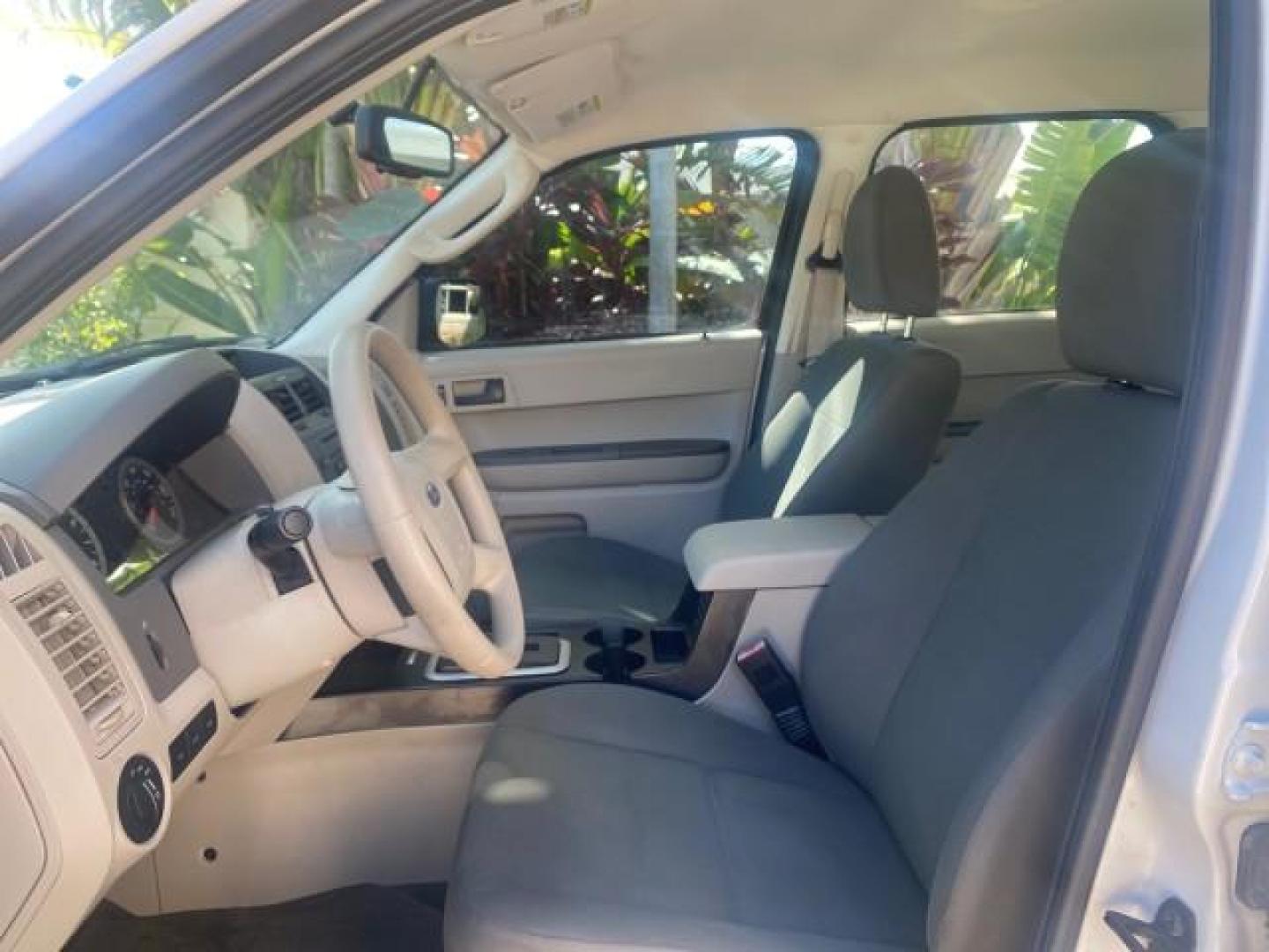 2011 Oxford White /Stone Ford Escape XLS LOW MILES 28,150 (1FMCU0C76BK) with an 2.5L I4 Duratec Engine engine, Automatic transmission, located at 4701 North Dixie Hwy, Pompano Beach, FL, 33064, (954) 422-2889, 26.240938, -80.123474 - OUR WEBPAGE FLORIDACARS1.COM HAS OVER 100 PHOTOS AND FREE CARFAX LINK 2011 FORD ESCAPE XLS VIN: 1FMCU0C76BKB57805 1 F M C U 0 C 7 6 B K B 5 7 8 0 5 4 DOOR WAGON/SPORT UTILITY 2.5L I4 F DOHC 16V GASOLINE FRONT WHEEL DRIVE Features ABS Brakes Air Conditioning Alloy Wheels AM/FM Stereo Automatic Transm - Photo#45