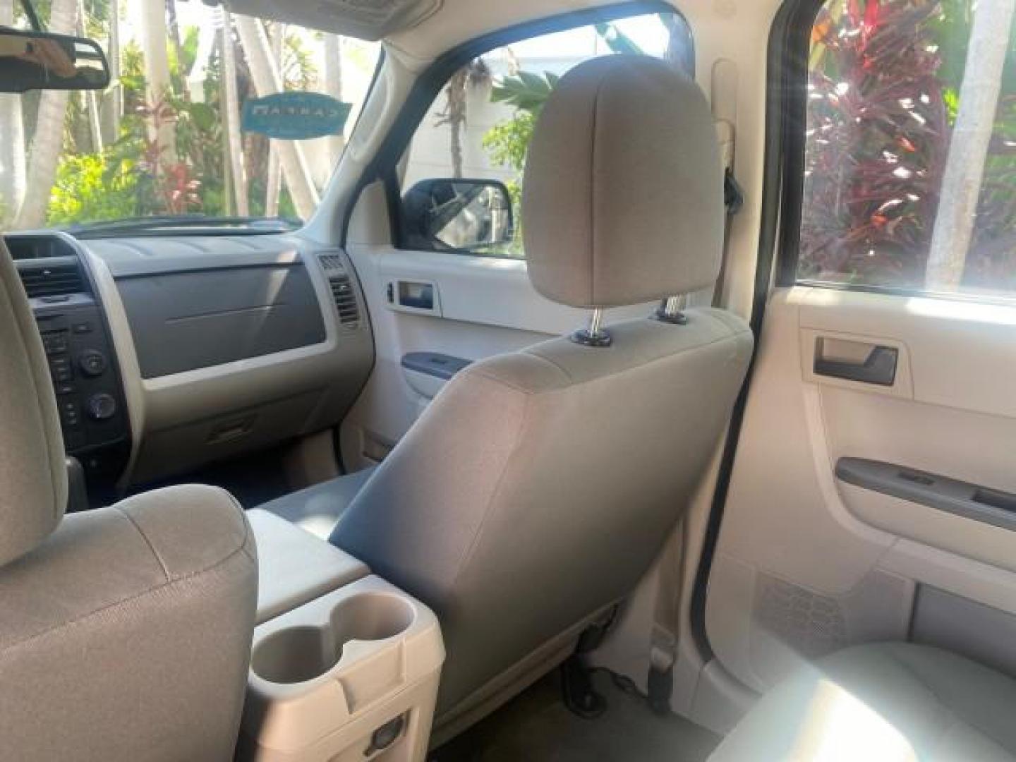 2011 Oxford White /Stone Ford Escape XLS LOW MILES 28,150 (1FMCU0C76BK) with an 2.5L I4 Duratec Engine engine, Automatic transmission, located at 4701 North Dixie Hwy, Pompano Beach, FL, 33064, (954) 422-2889, 26.240938, -80.123474 - OUR WEBPAGE FLORIDACARS1.COM HAS OVER 100 PHOTOS AND FREE CARFAX LINK 2011 FORD ESCAPE XLS VIN: 1FMCU0C76BKB57805 1 F M C U 0 C 7 6 B K B 5 7 8 0 5 4 DOOR WAGON/SPORT UTILITY 2.5L I4 F DOHC 16V GASOLINE FRONT WHEEL DRIVE Features ABS Brakes Air Conditioning Alloy Wheels AM/FM Stereo Automatic Transm - Photo#82