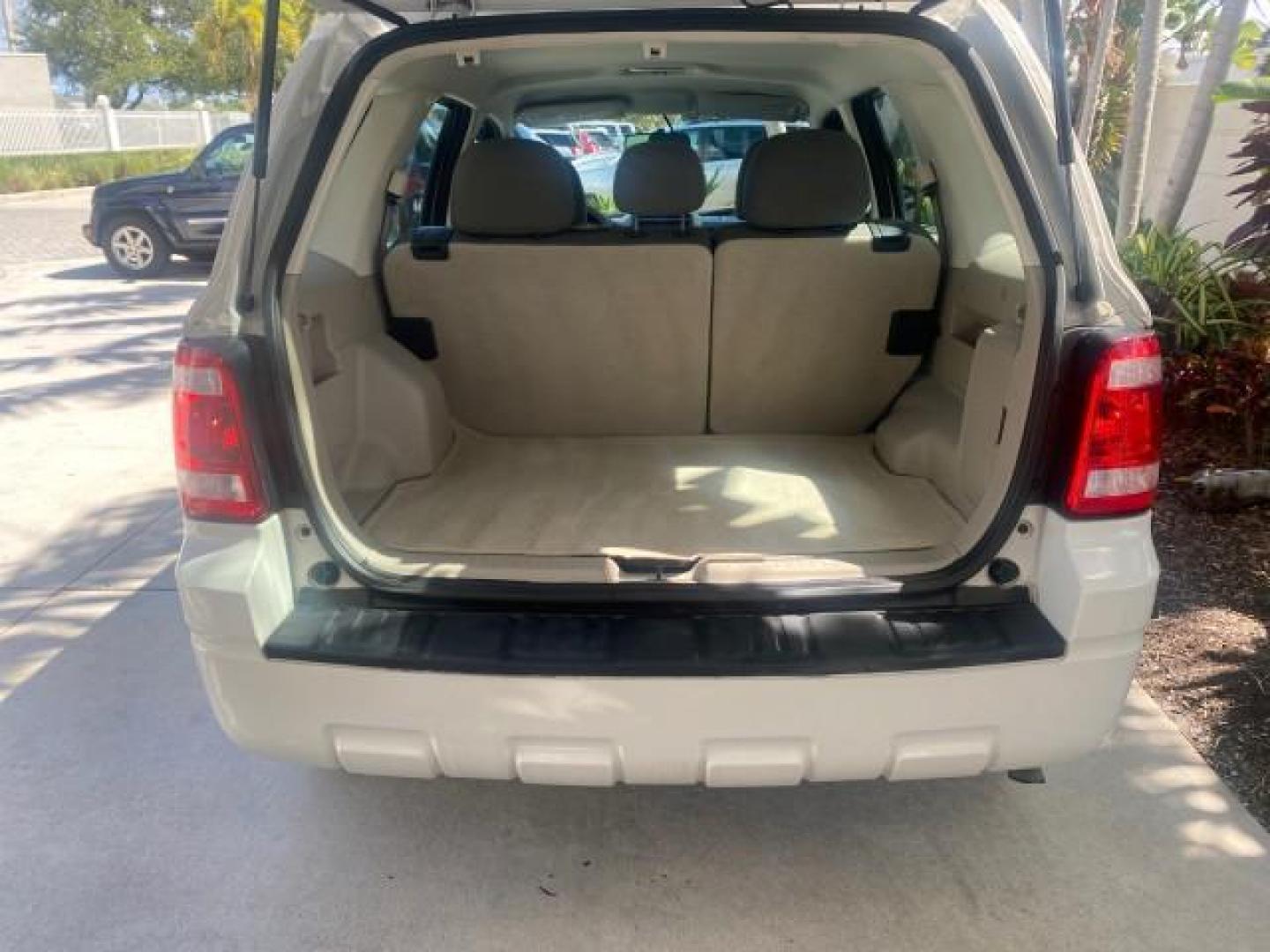 2011 Oxford White /Stone Ford Escape XLS LOW MILES 28,150 (1FMCU0C76BK) with an 2.5L I4 Duratec Engine engine, Automatic transmission, located at 4701 North Dixie Hwy, Pompano Beach, FL, 33064, (954) 422-2889, 26.240938, -80.123474 - OUR WEBPAGE FLORIDACARS1.COM HAS OVER 100 PHOTOS AND FREE CARFAX LINK 2011 FORD ESCAPE XLS VIN: 1FMCU0C76BKB57805 1 F M C U 0 C 7 6 B K B 5 7 8 0 5 4 DOOR WAGON/SPORT UTILITY 2.5L I4 F DOHC 16V GASOLINE FRONT WHEEL DRIVE Features ABS Brakes Air Conditioning Alloy Wheels AM/FM Stereo Automatic Transm - Photo#92