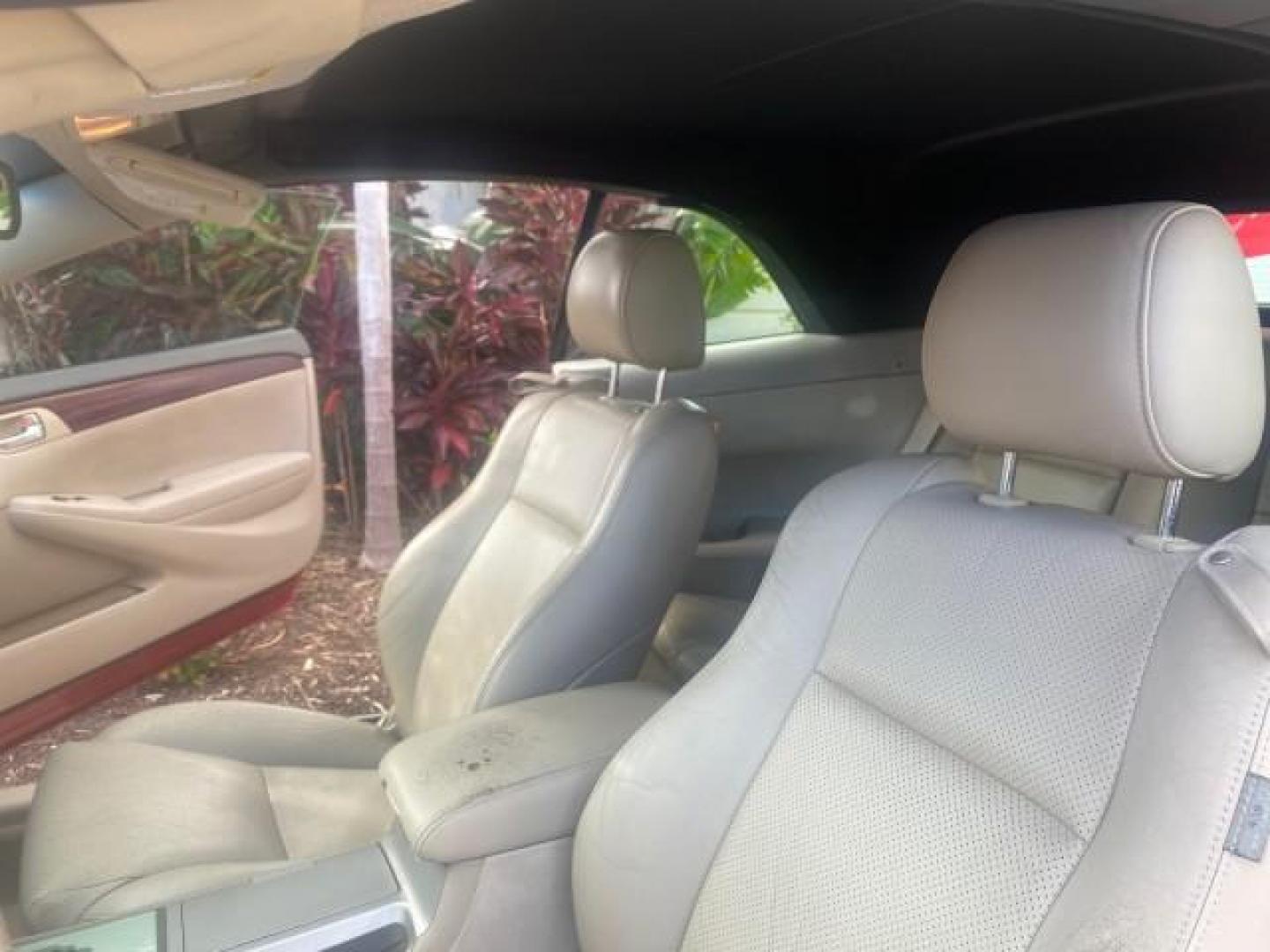 2005 Absolutely Red /Ivory Toyota Camry Solara SLE LOW MILES 63,889 (4T1FA38P85U) with an 3.3L DOHC SEFI VVT-i 24-Valve V6 Engine engine, Automatic transmission, located at 4701 North Dixie Hwy, Pompano Beach, FL, 33064, (954) 422-2889, 26.240938, -80.123474 - OUR WEBPAGE FLORIDACARS1.COM HAS OVER 100 PHOTOS AND FREE CARFAX LINK 2005 TOYOTA CAMRY SOLARA SLE V6 LOADED TOP OF THE LINE VIN: 4T1FA38P85U063157 4 T 1 F A 3 8 P 8 5 U 0 6 3 1 5 7 CONVERTIBLE 3.3L V6 F DOHC 24V GASOLINE FRONT WHEEL DRIVE Features ABS Brakes Air Conditioning Alloy Wheels AM/FM Ster - Photo#10