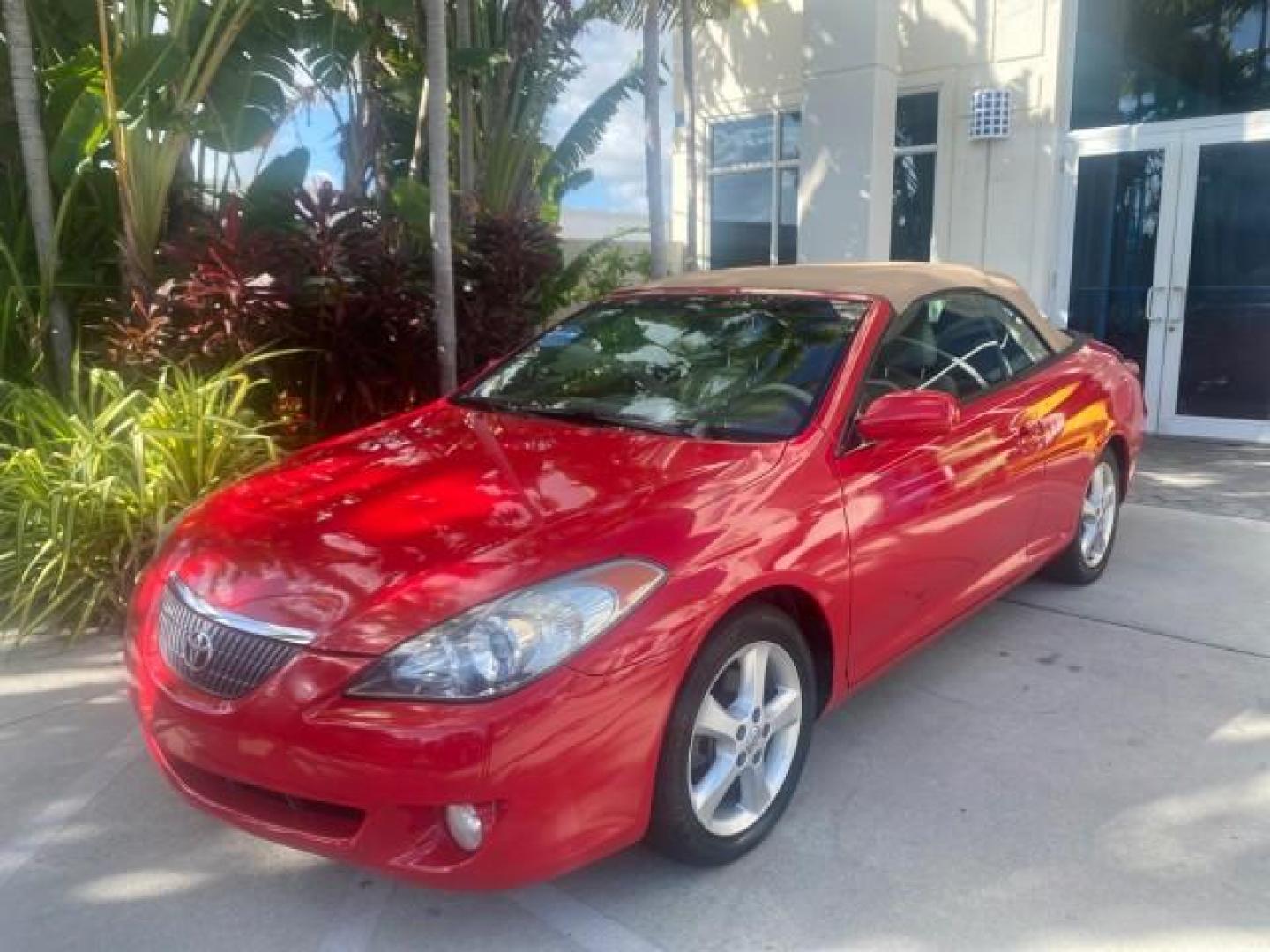 2005 Absolutely Red /Ivory Toyota Camry Solara SLE LOW MILES 63,889 (4T1FA38P85U) with an 3.3L DOHC SEFI VVT-i 24-Valve V6 Engine engine, Automatic transmission, located at 4701 North Dixie Hwy, Pompano Beach, FL, 33064, (954) 422-2889, 26.240938, -80.123474 - OUR WEBPAGE FLORIDACARS1.COM HAS OVER 100 PHOTOS AND FREE CARFAX LINK 2005 TOYOTA CAMRY SOLARA SLE V6 LOADED TOP OF THE LINE VIN: 4T1FA38P85U063157 4 T 1 F A 3 8 P 8 5 U 0 6 3 1 5 7 CONVERTIBLE 3.3L V6 F DOHC 24V GASOLINE FRONT WHEEL DRIVE Features ABS Brakes Air Conditioning Alloy Wheels AM/FM Ster - Photo#30