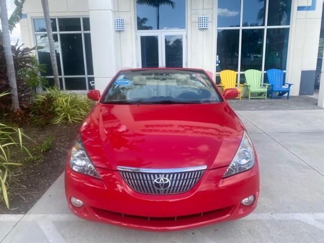 2005 Absolutely Red /Ivory Toyota Camry Solara SLE LOW MILES 63,889 (4T1FA38P85U) with an 3.3L DOHC SEFI VVT-i 24-Valve V6 Engine engine, Automatic transmission, located at 4701 North Dixie Hwy, Pompano Beach, FL, 33064, (954) 422-2889, 26.240938, -80.123474 - OUR WEBPAGE FLORIDACARS1.COM HAS OVER 100 PHOTOS AND FREE CARFAX LINK 2005 TOYOTA CAMRY SOLARA SLE V6 LOADED TOP OF THE LINE VIN: 4T1FA38P85U063157 4 T 1 F A 3 8 P 8 5 U 0 6 3 1 5 7 CONVERTIBLE 3.3L V6 F DOHC 24V GASOLINE FRONT WHEEL DRIVE Features ABS Brakes Air Conditioning Alloy Wheels AM/FM Ster - Photo#38